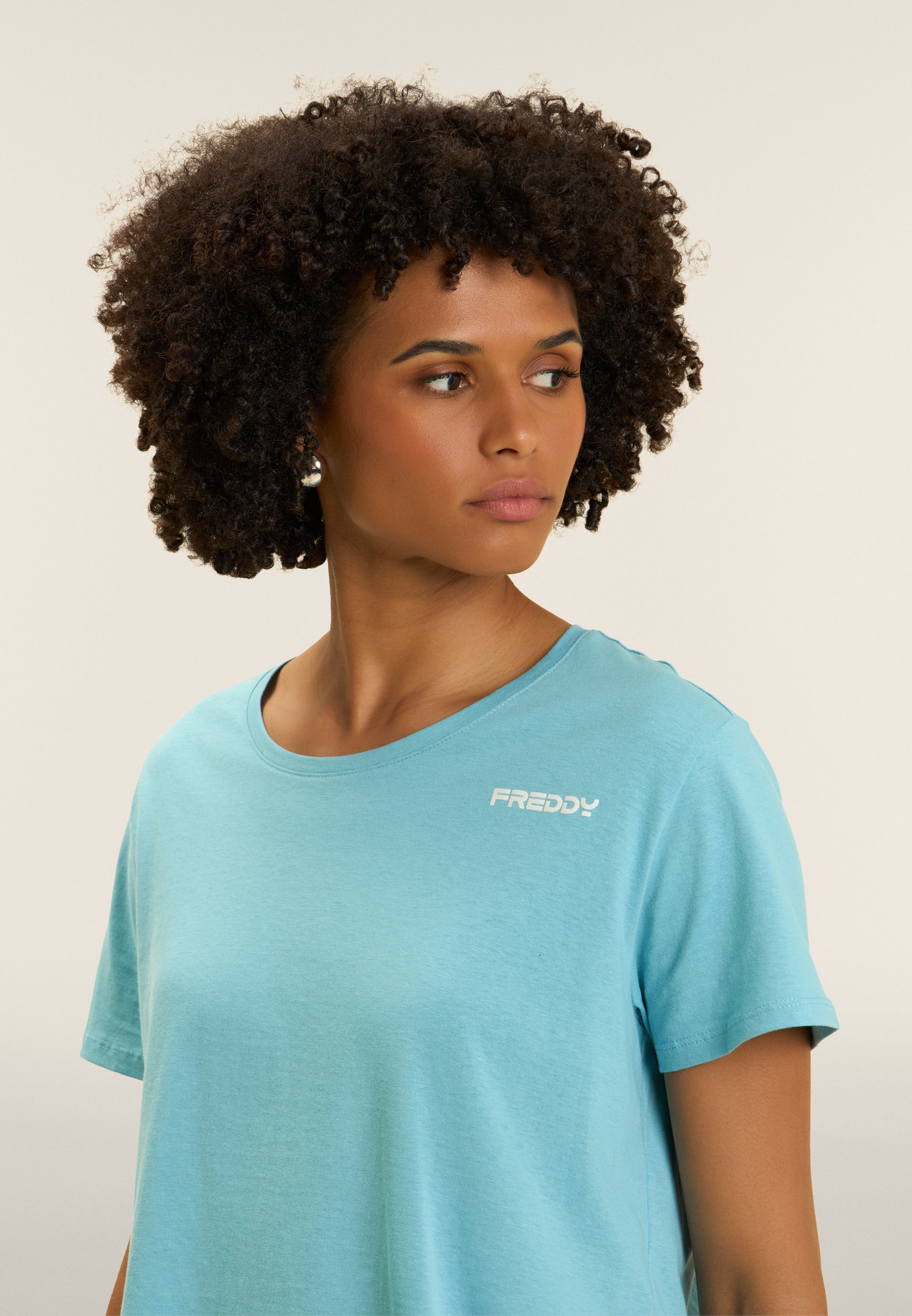 S26WCYLT2_C69_-_W_L 4