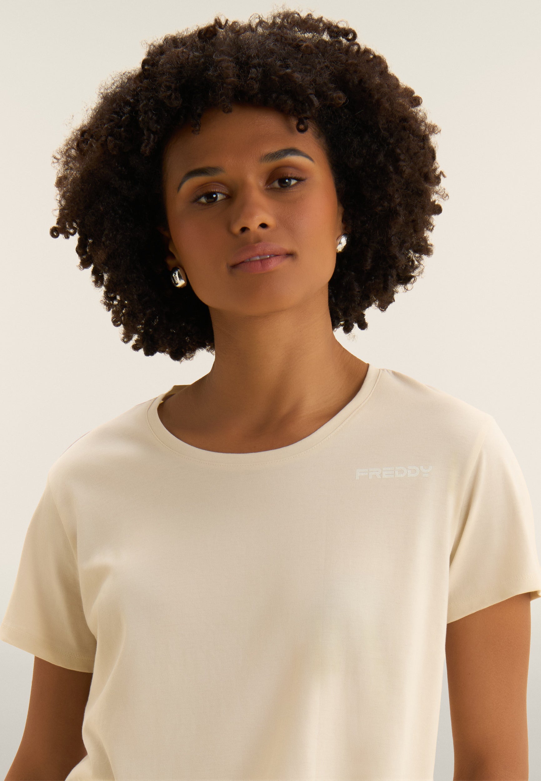 S26WCYLT2_W33_-_W_L 4