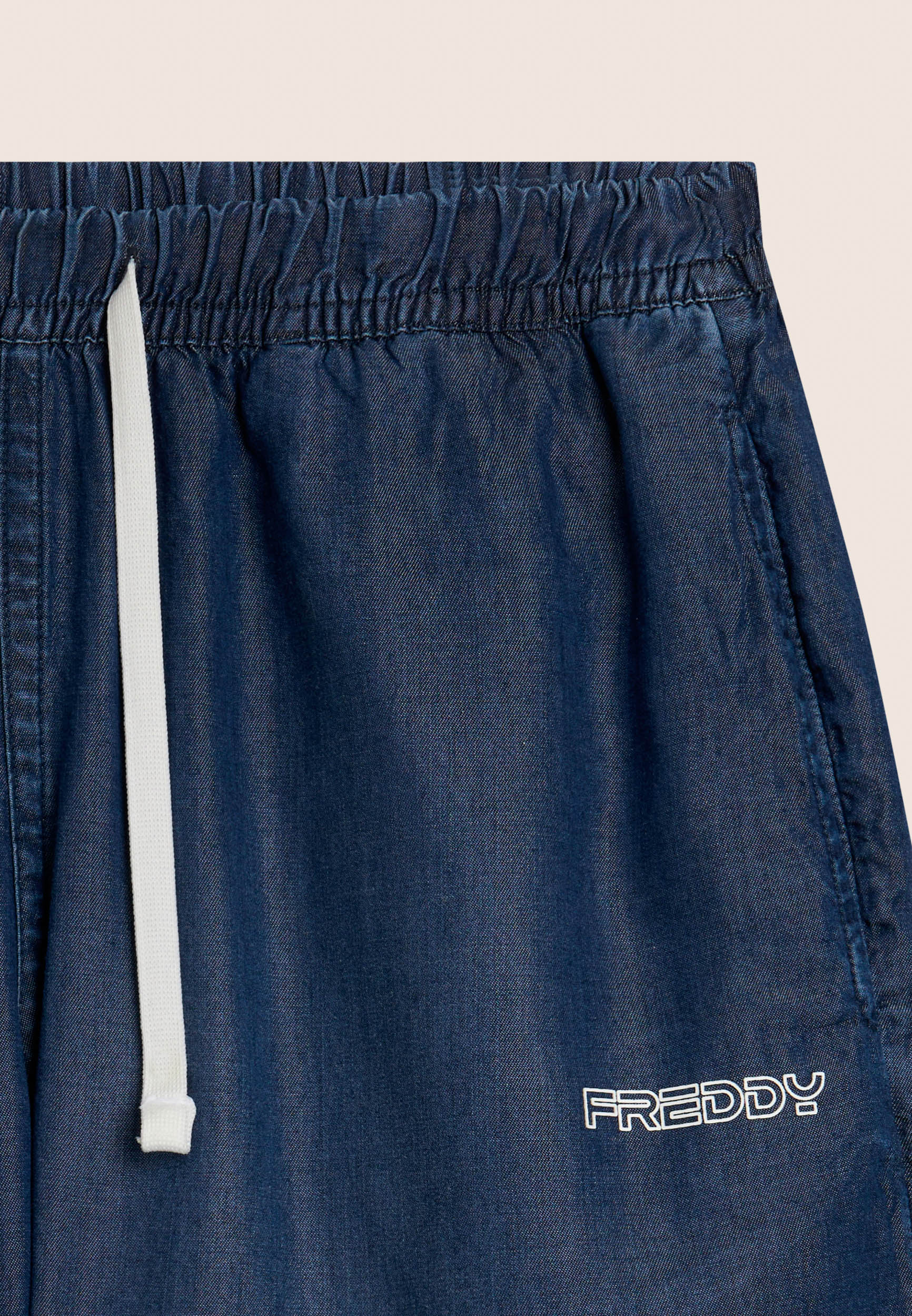 S26WMIRA_J0B_-_W_L 7