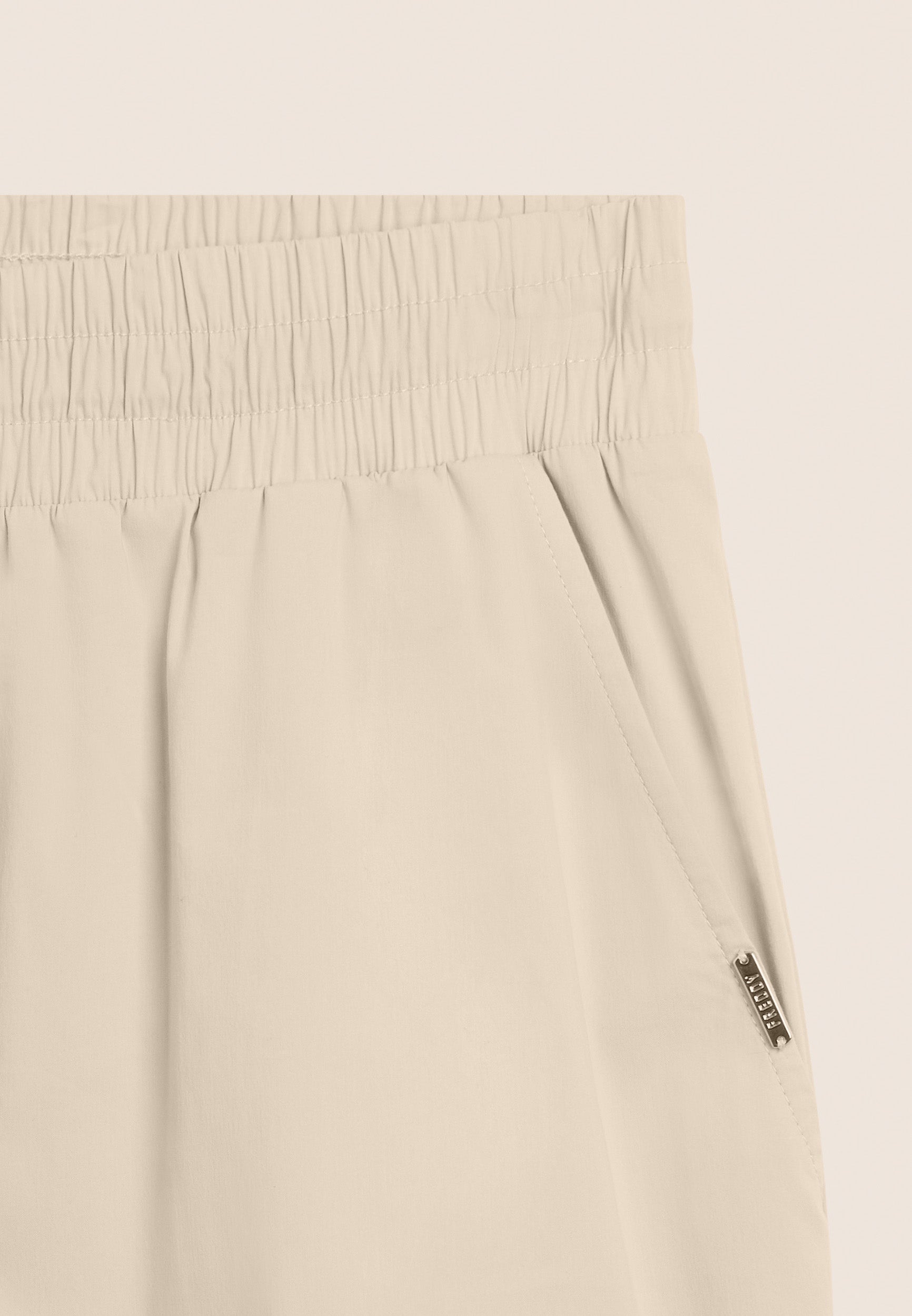 S26WSLP15_W33_-_W_L 3