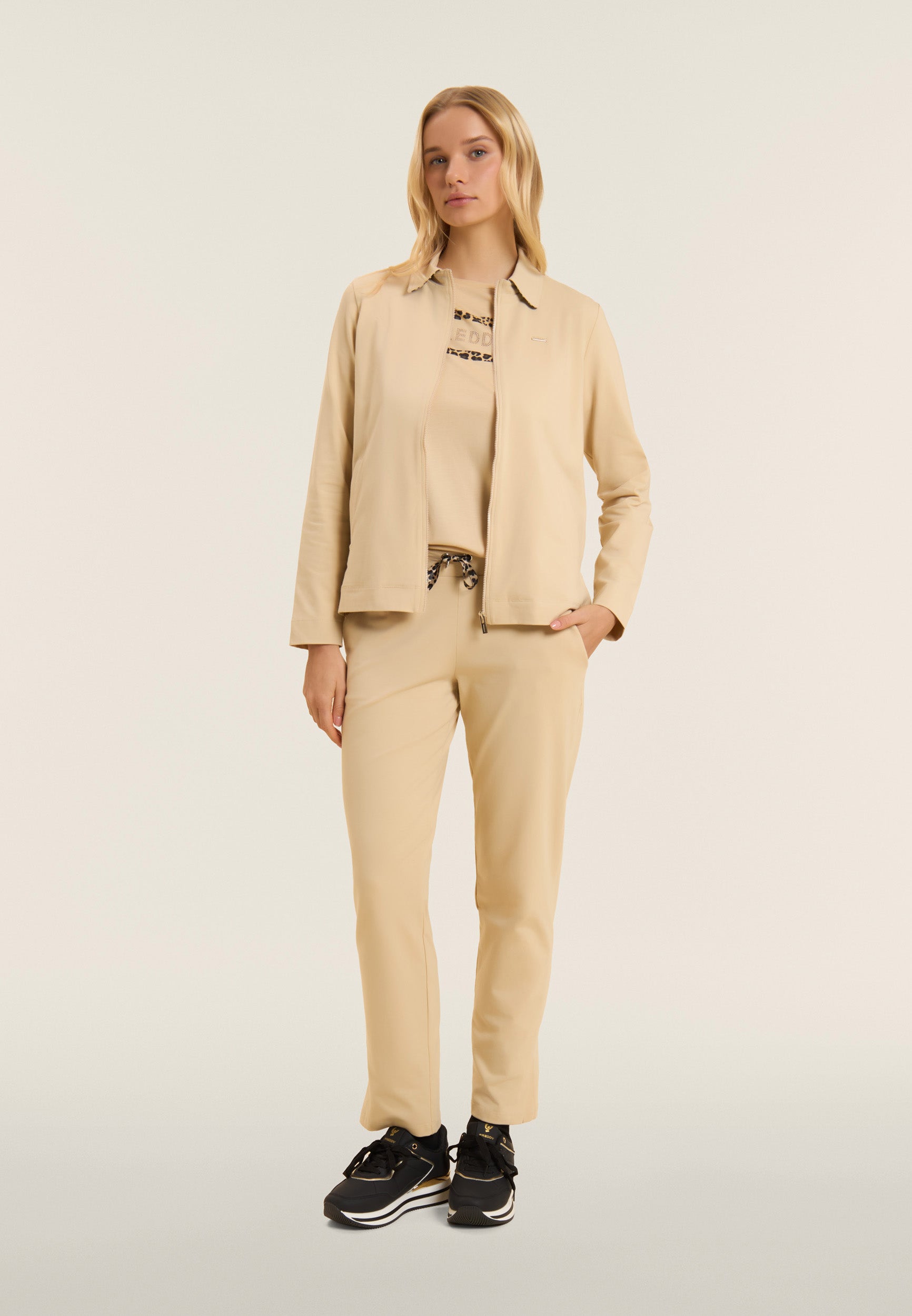 S26WSLP1_Z99_-_W_L 1