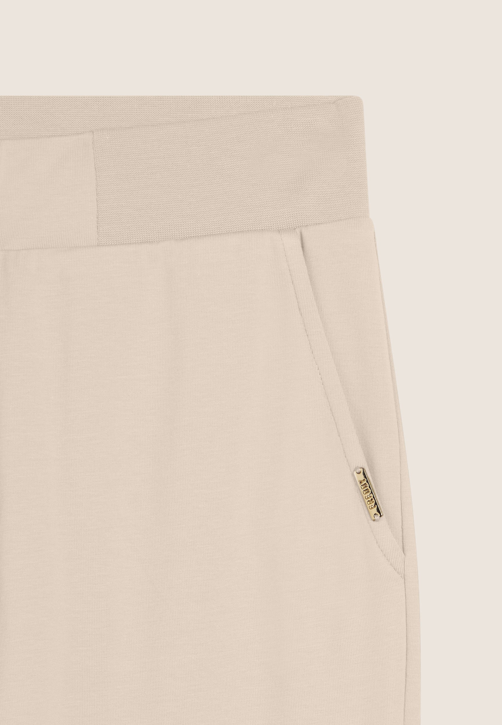 S26WSLP3_W33_-_W_L 3