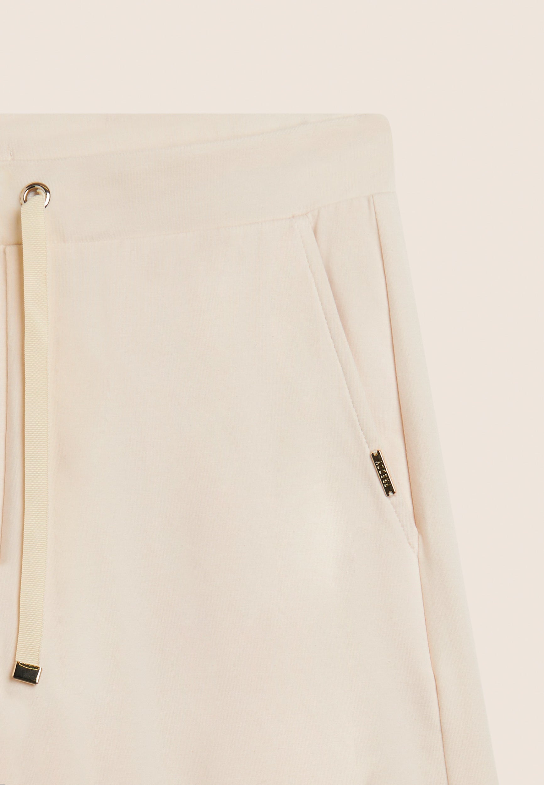 S26WSLP4_W33_-_W_L 7