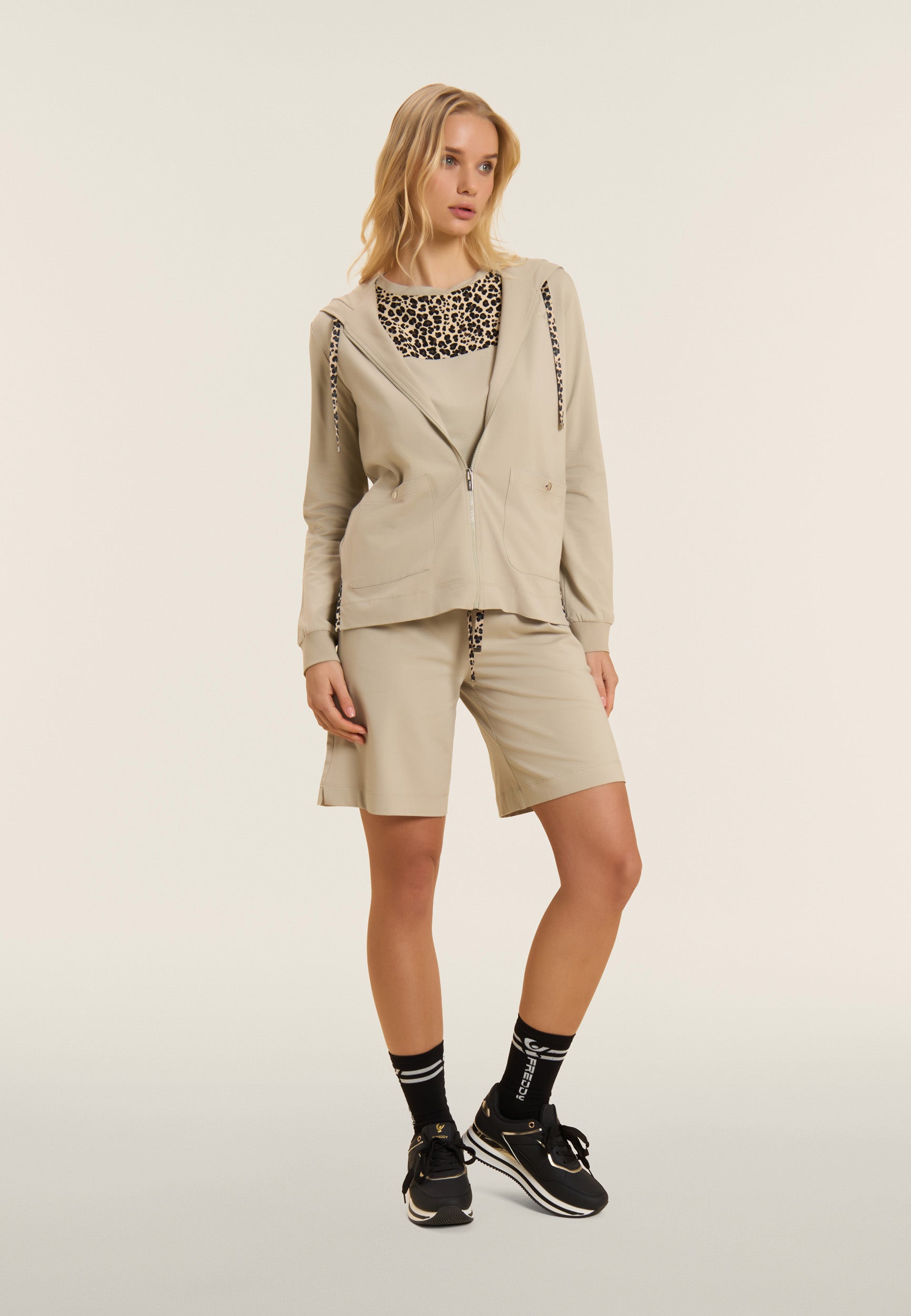 S26WSLS3_V99_-_W_L 1