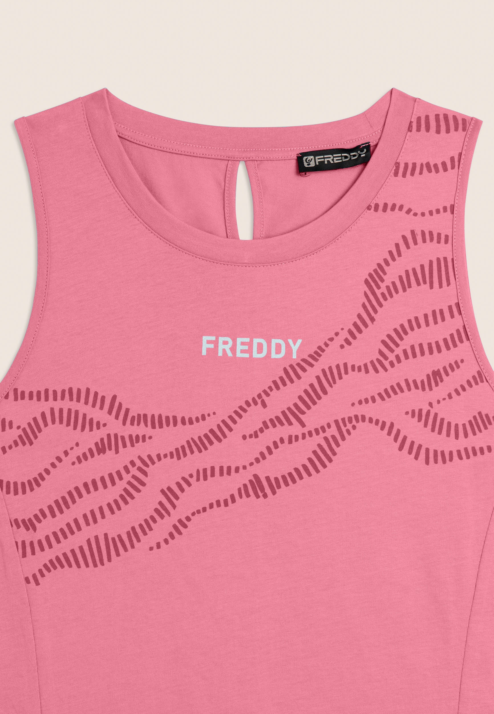 S26WTRD1_P47_-_W_L 8