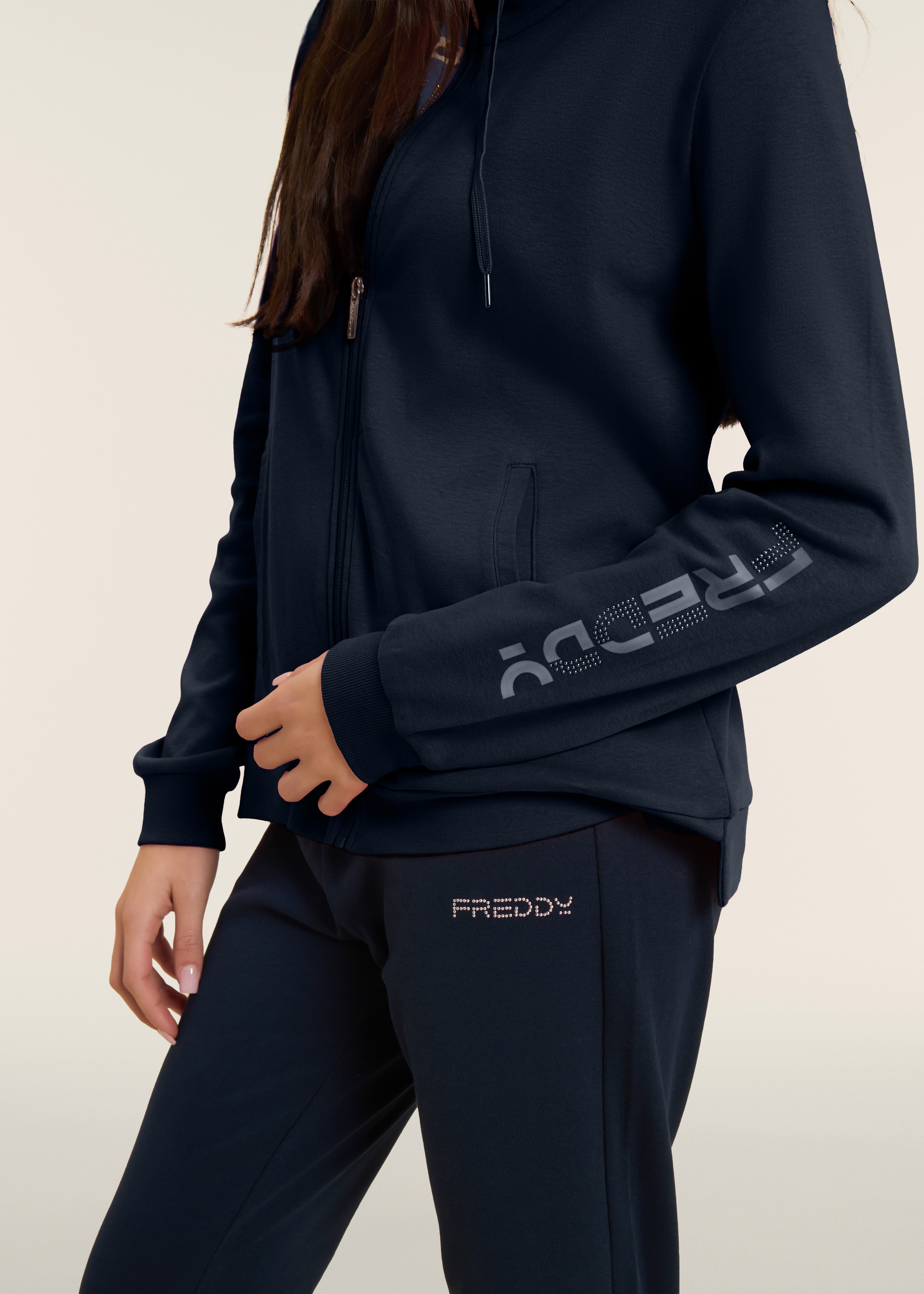 S26WTRK1_B109_-_W_L 5