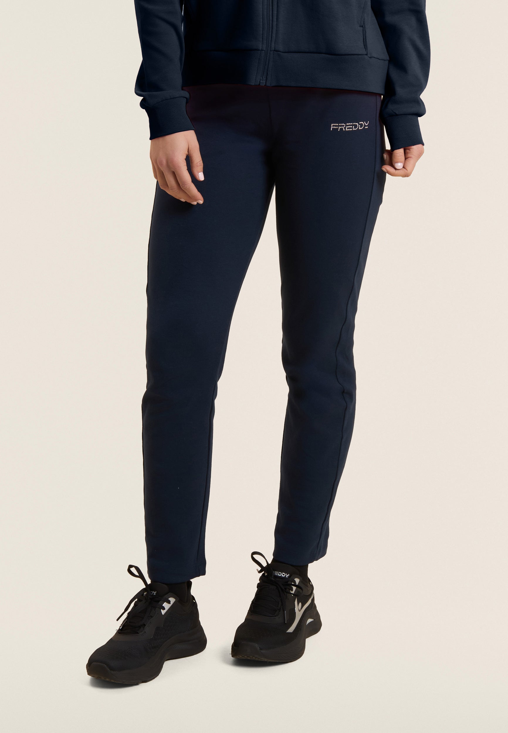 S26WTRK2_B109_-_W_L 4