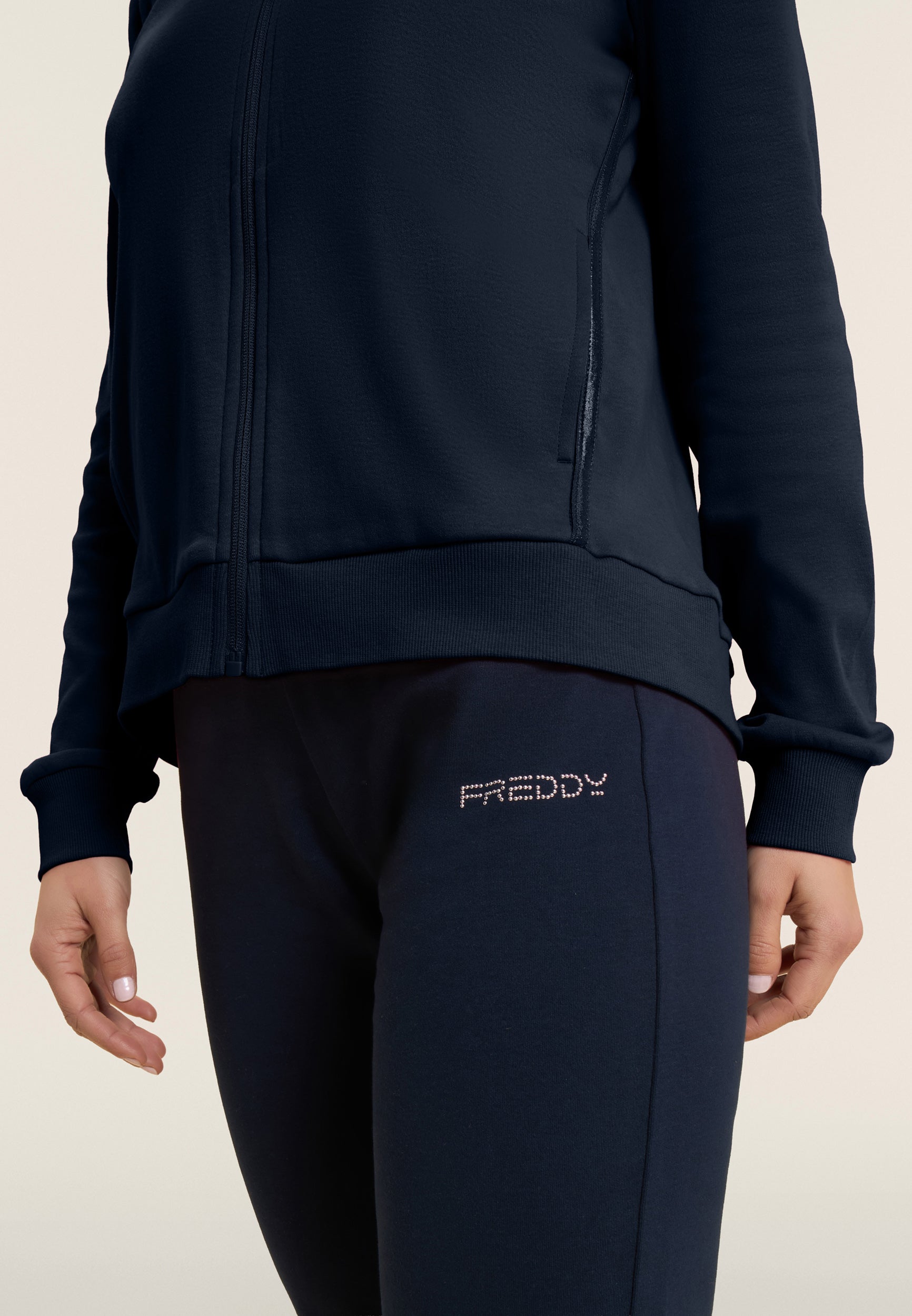 S26WTRK2_B109_-_W_L 9