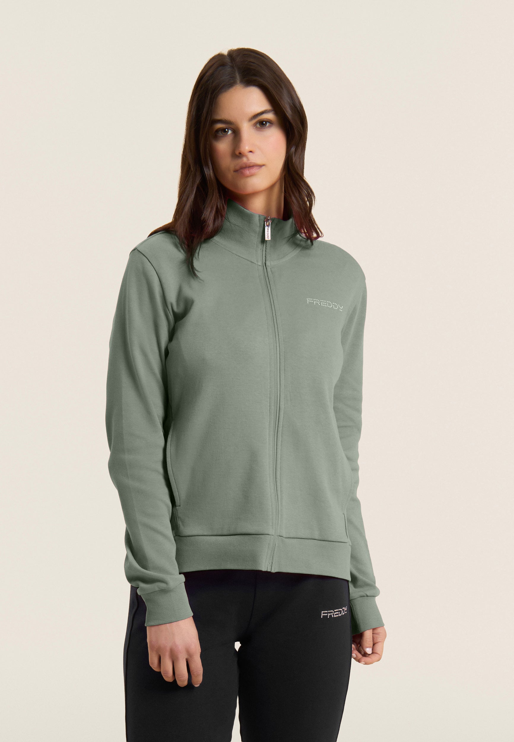 S26WTRK2_V96N_-_W_L 1