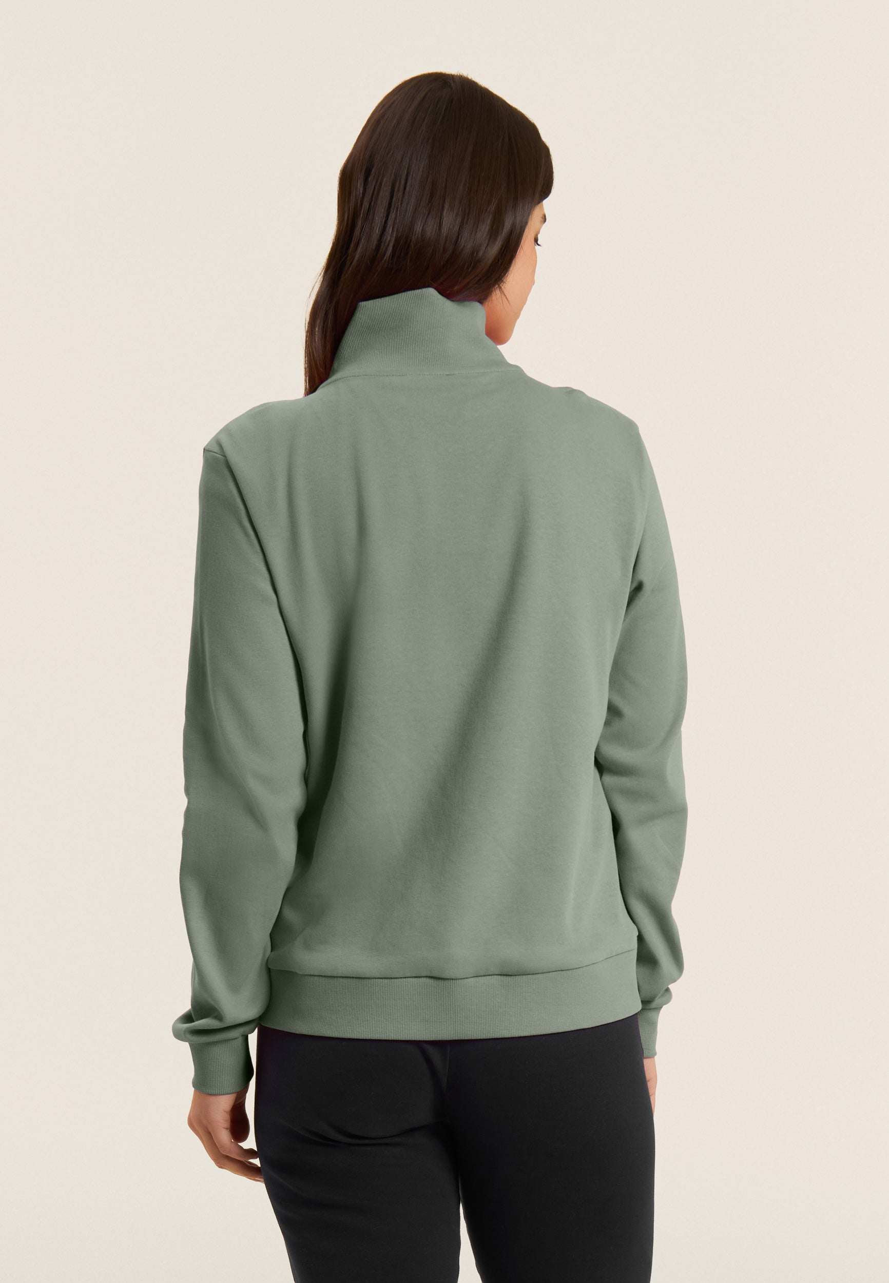 S26WTRK2_V96N_-_W_L 3