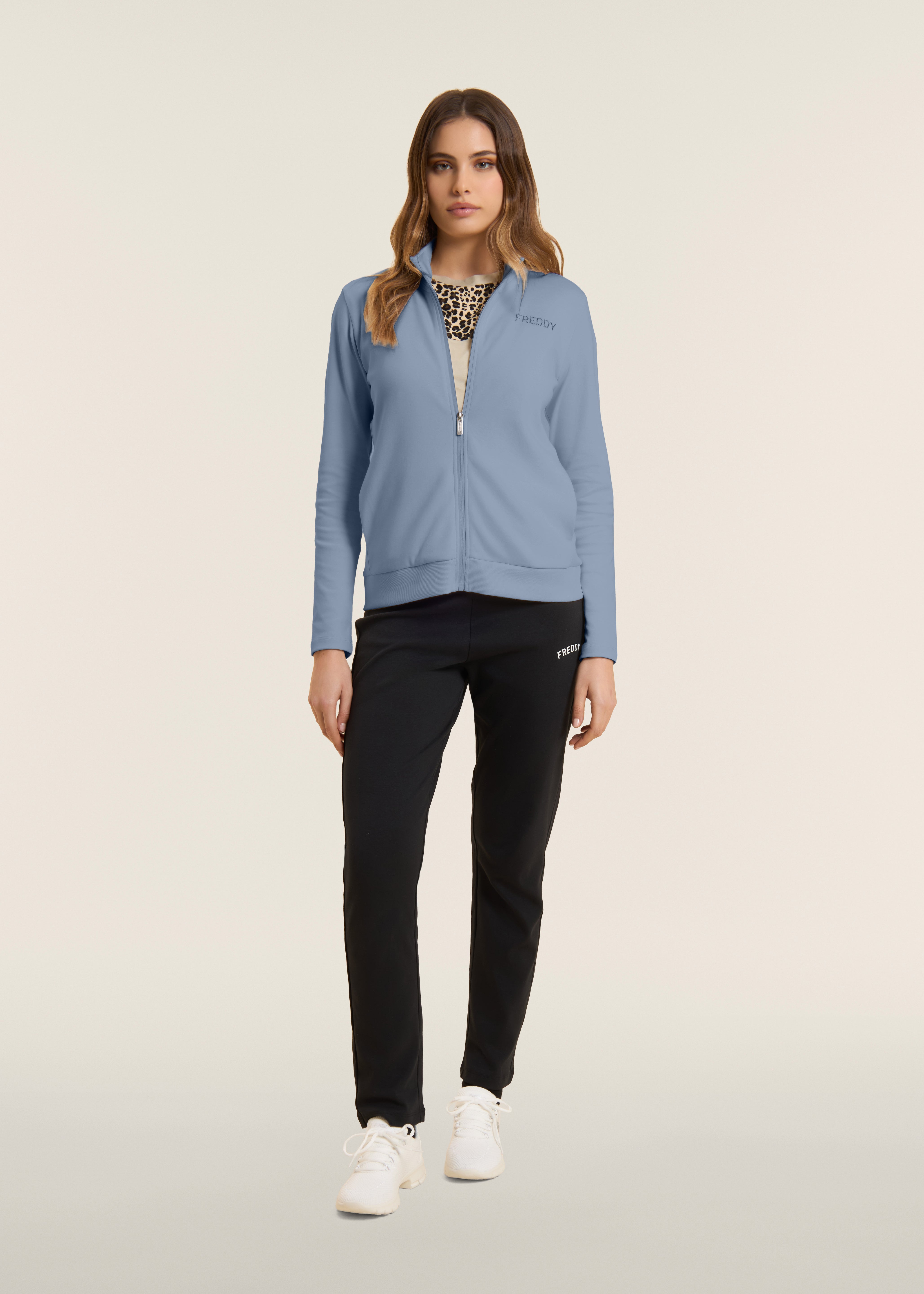 S26WTRK7_C57N_-_W_L 2