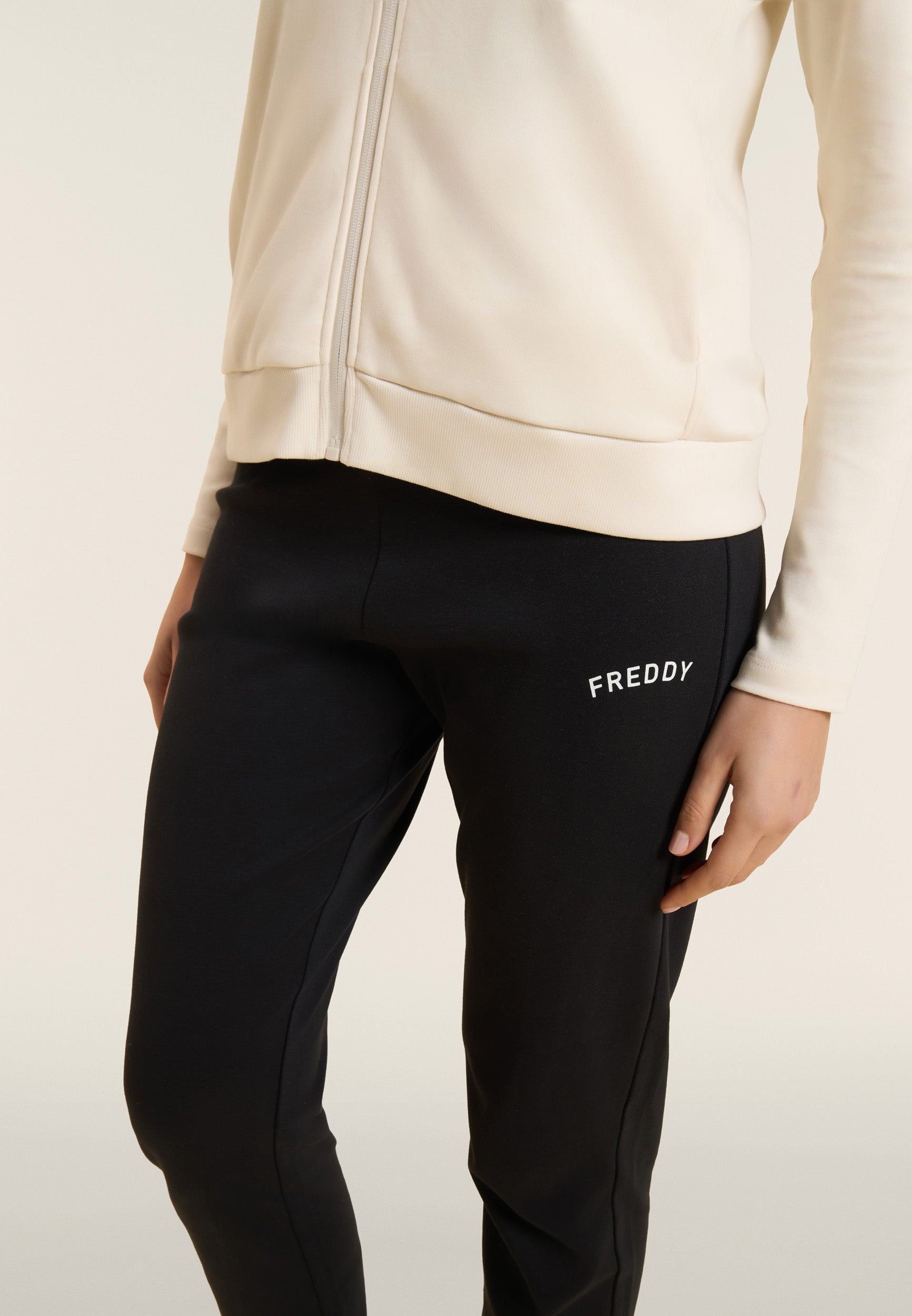 S26WTRK7_W33N_-_W_L 4