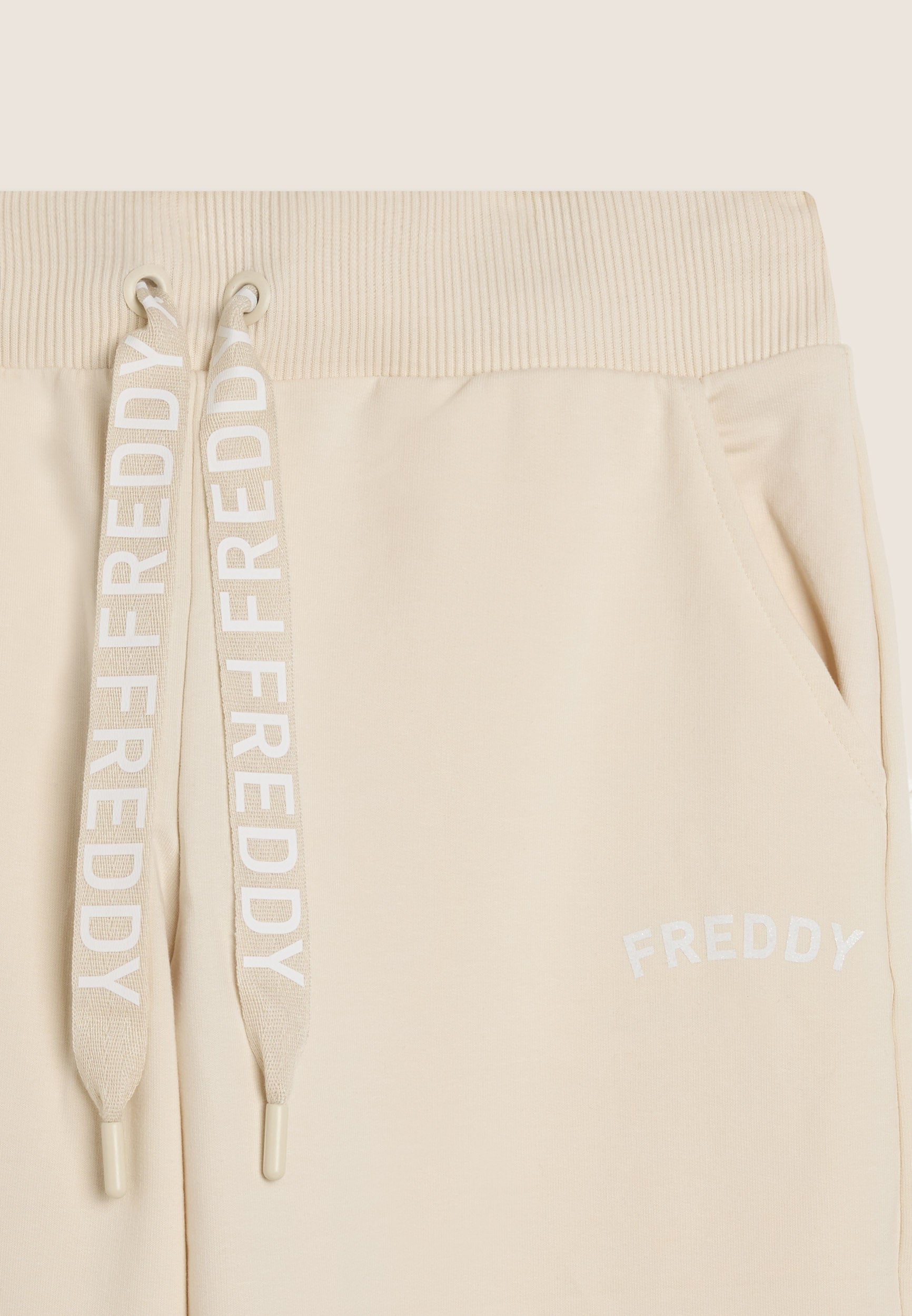 S26WTRP1_W33_-_W_L 3