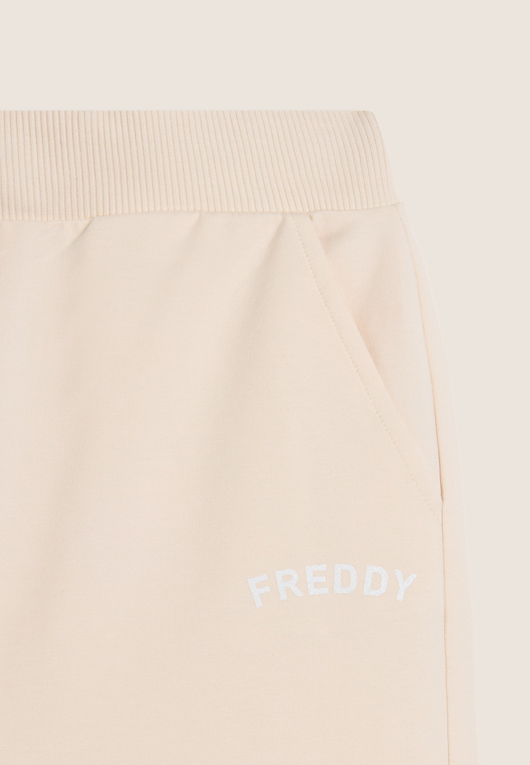 S26WTRP2_W33_-_W_L 3