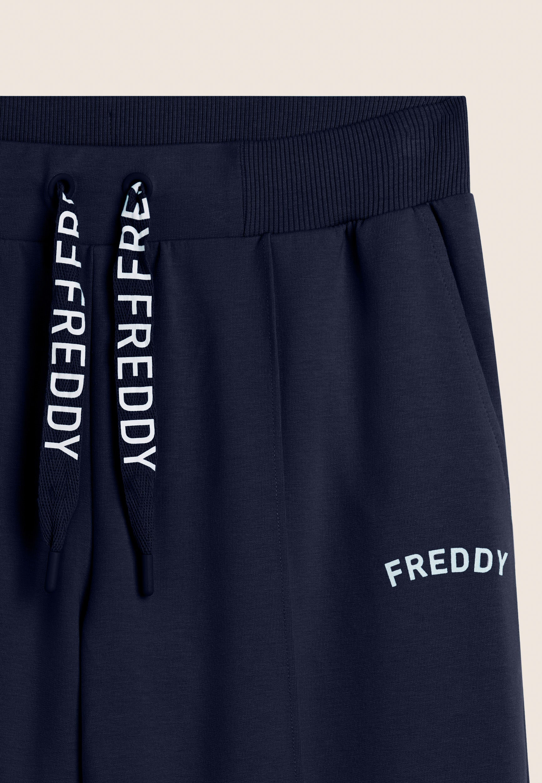 S26WTRP5_B109_-_W_L 3