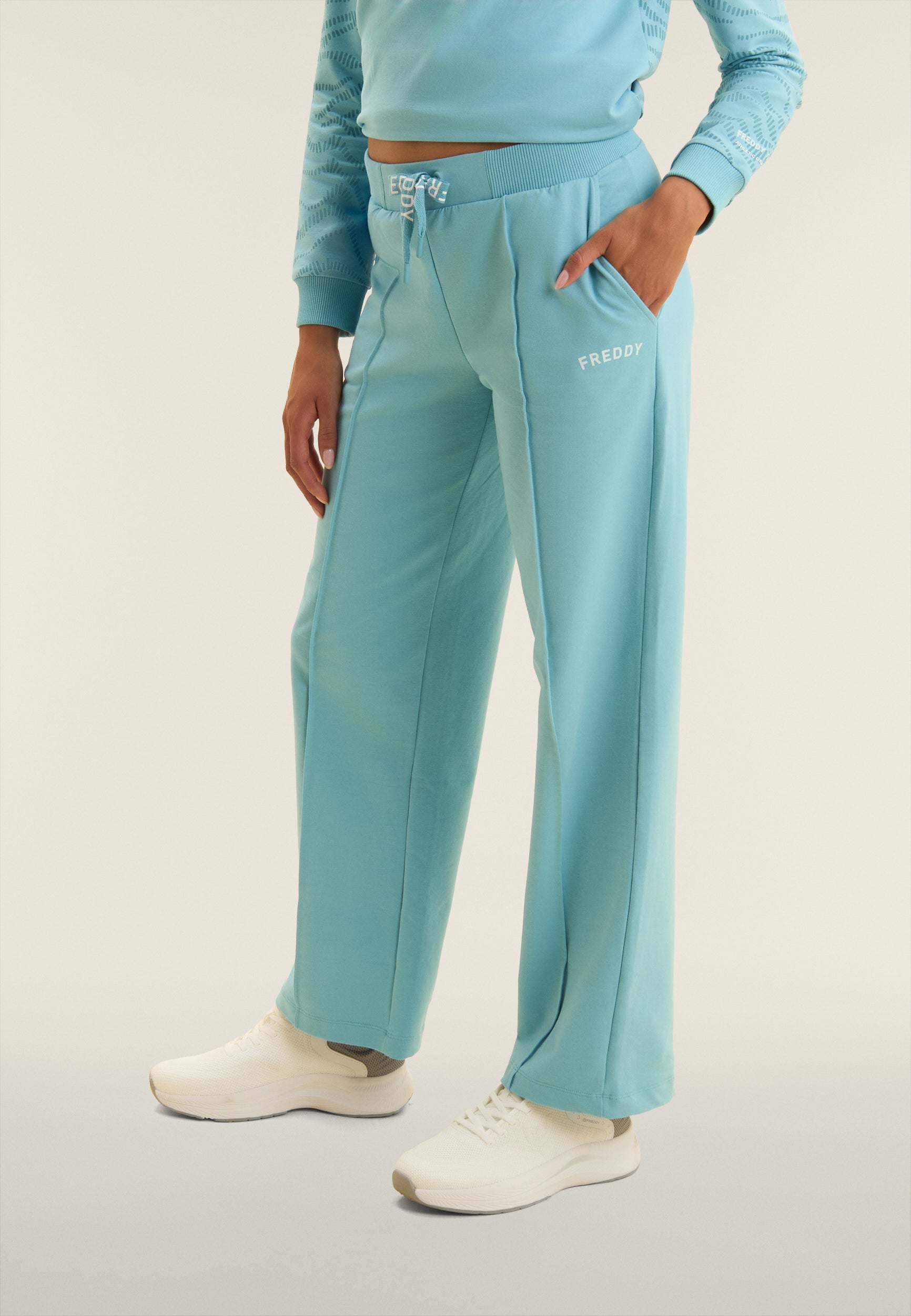 S26WTRP5_C69_-_W_L 2