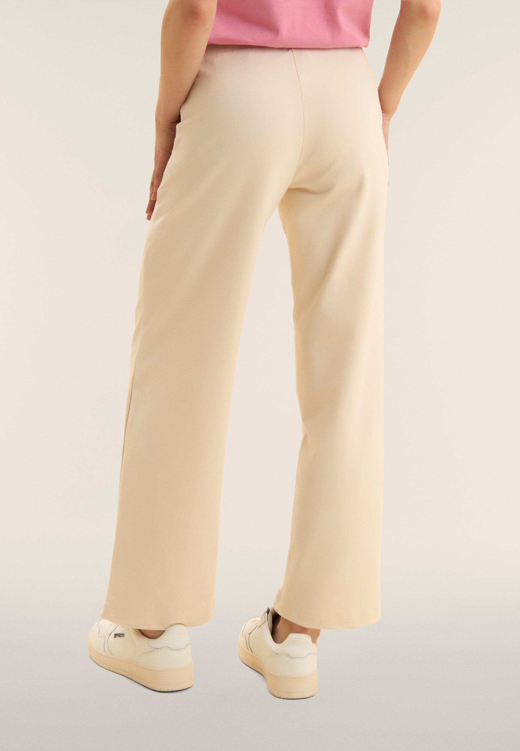 S26WTRP5_W33_-_W_L 3