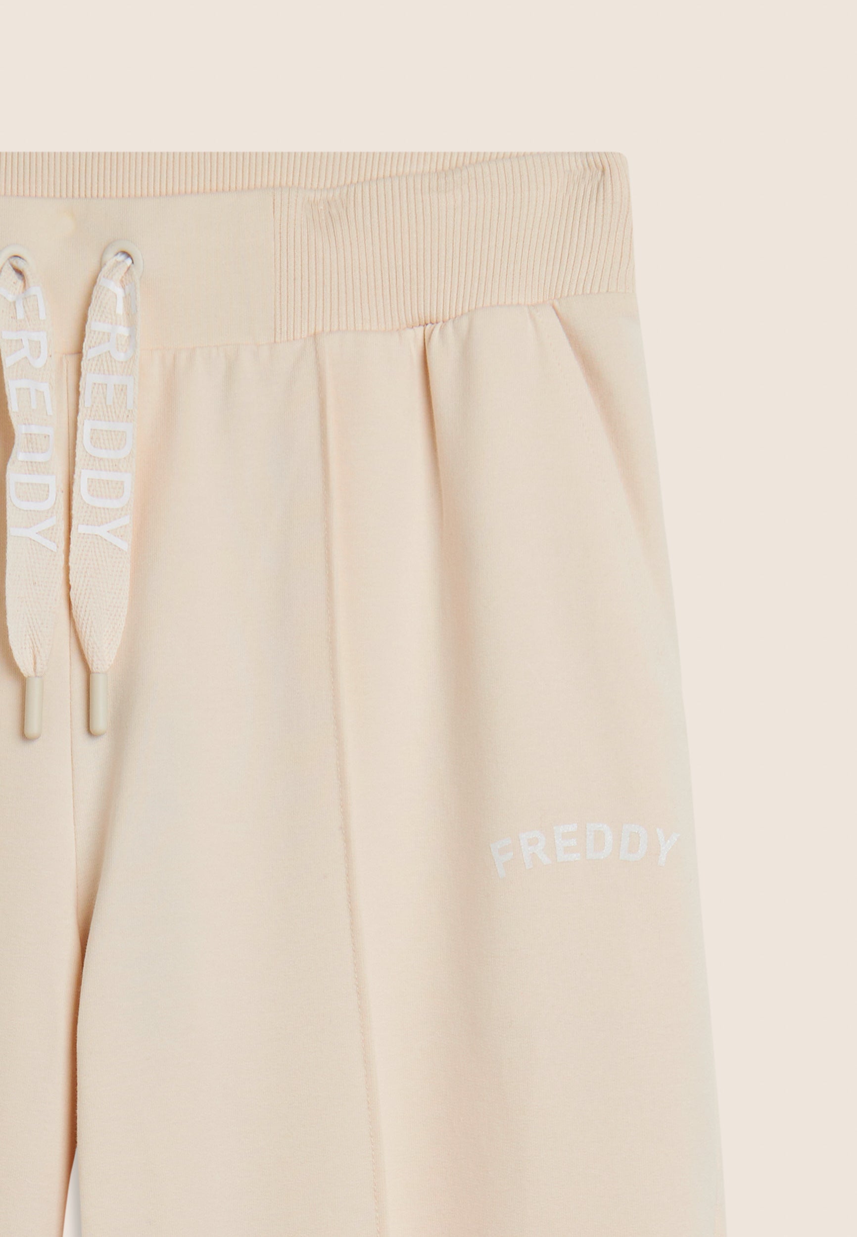 S26WTRP5_W33_-_W_L 7