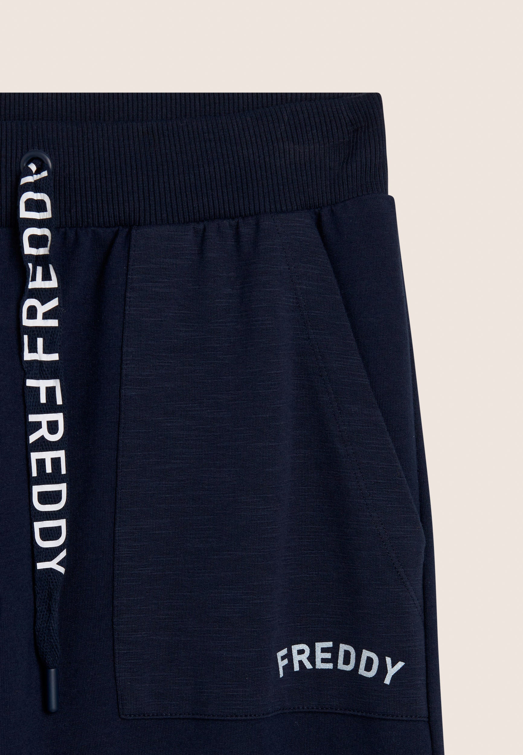 S26WTRP6_B109_-_W_L 7