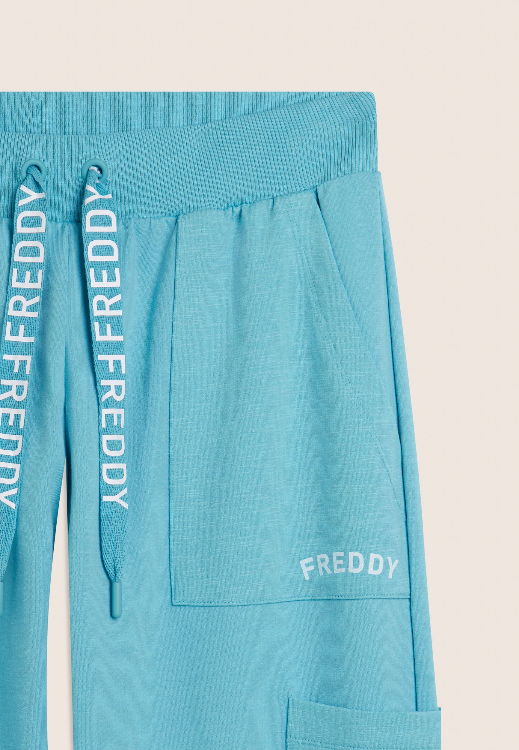 S26WTRP6_C69_-_W_L 3