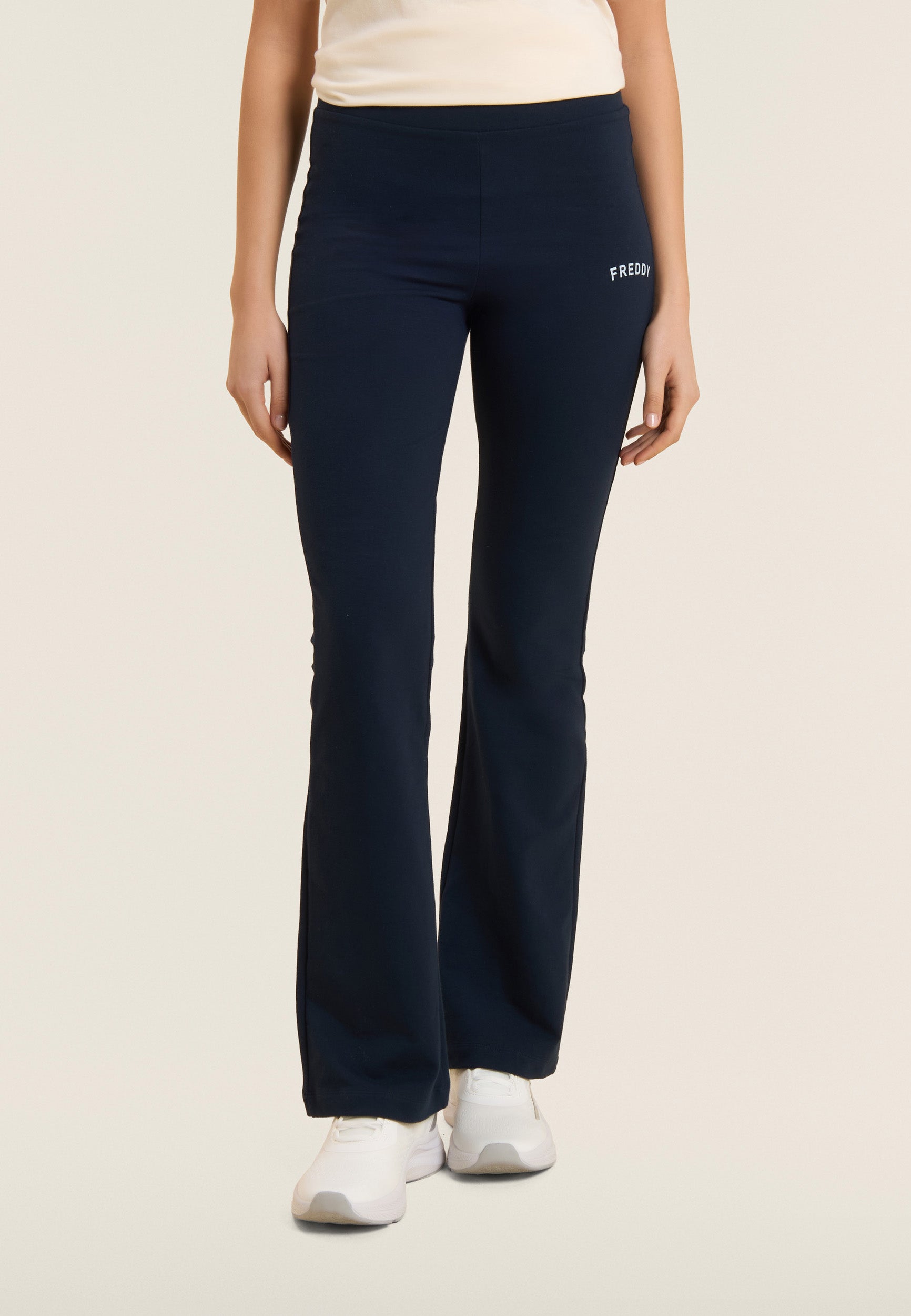 S26WTRP7_B109_-_W_L 2