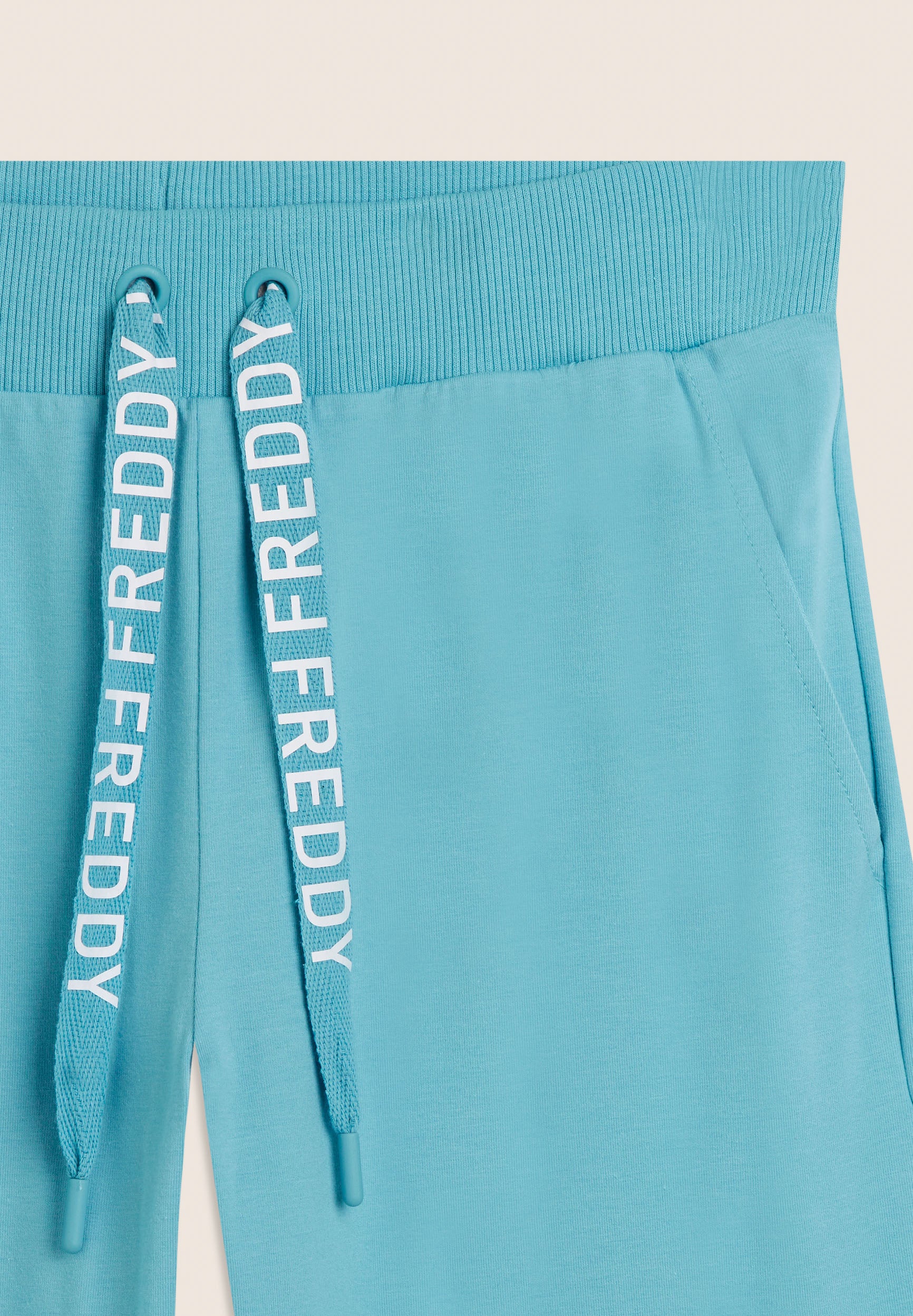 S26WTRP8_C69_-_W_L 7