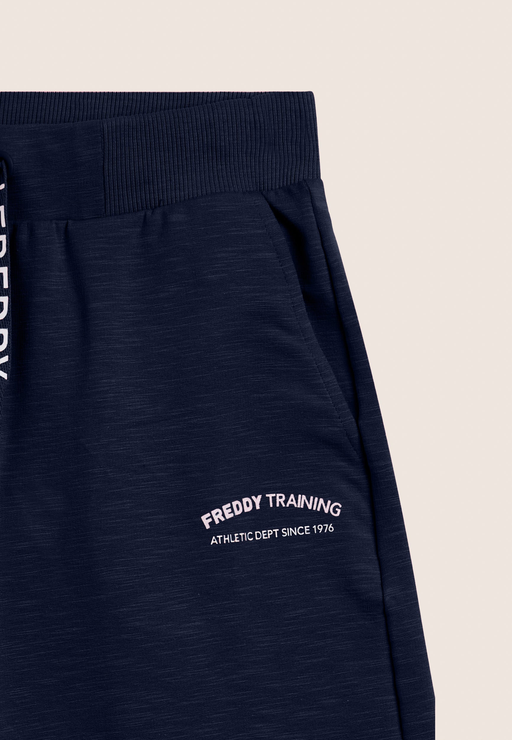 S26WTRP9_B109_-_W_L 2