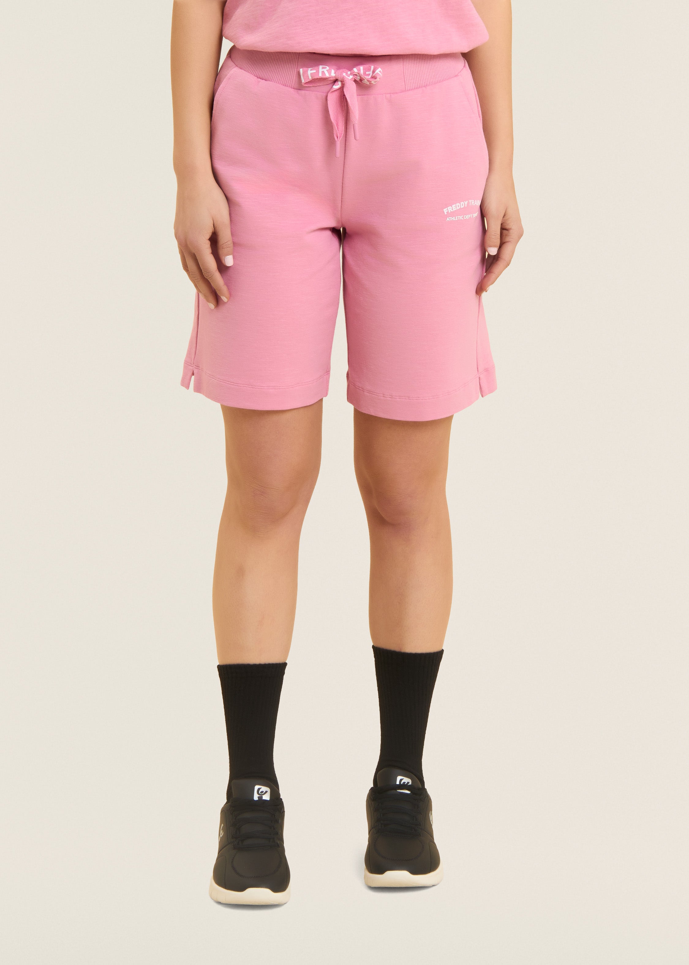 S26WTRP9_P47_-_W_L 2