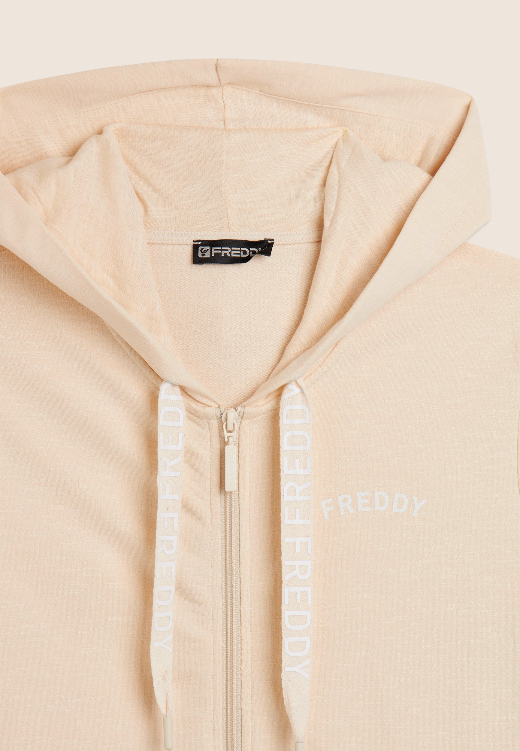 S26WTRS1_W33_-_W_L 3