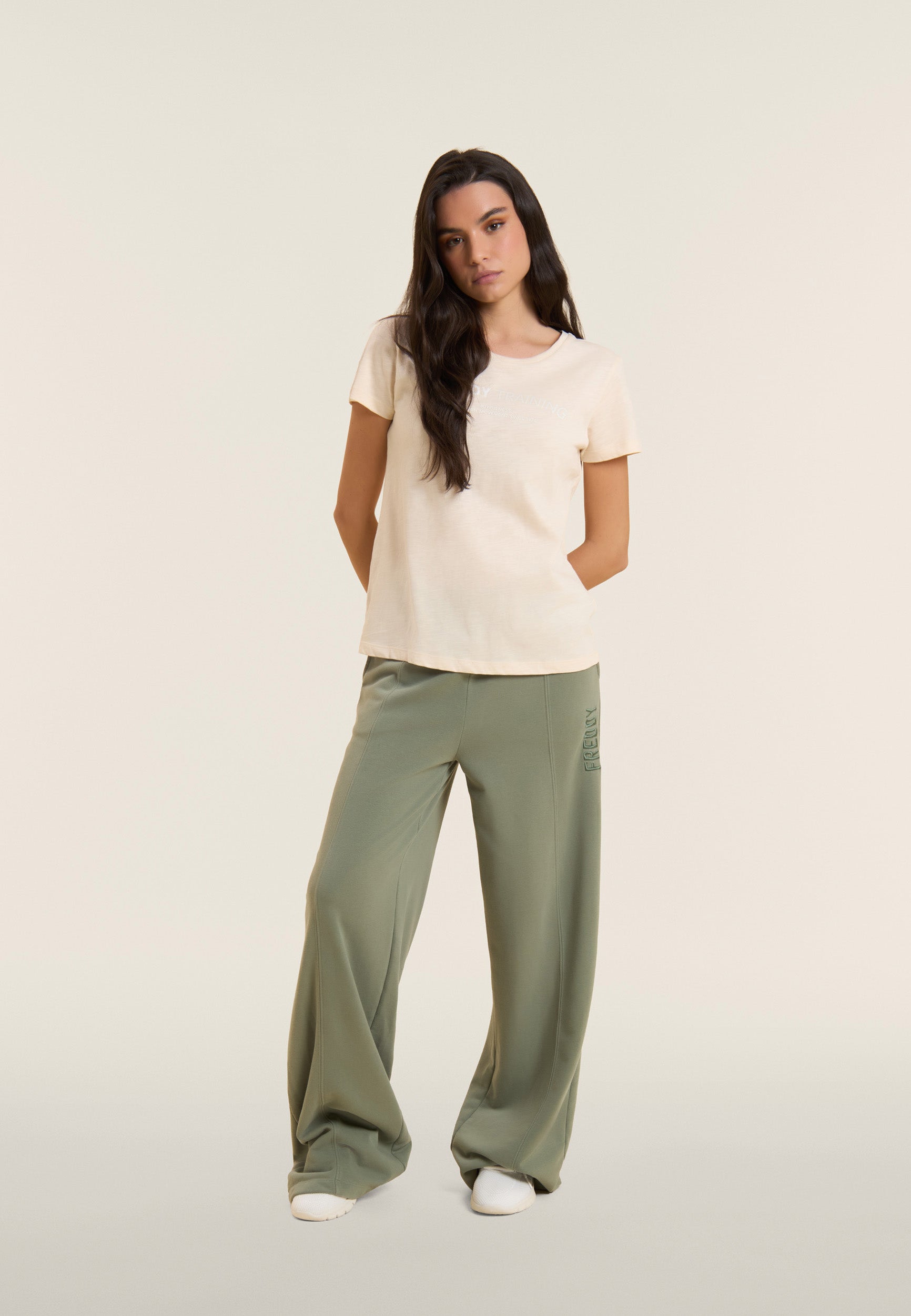 S26WTRT1_W33_-_W_L 1