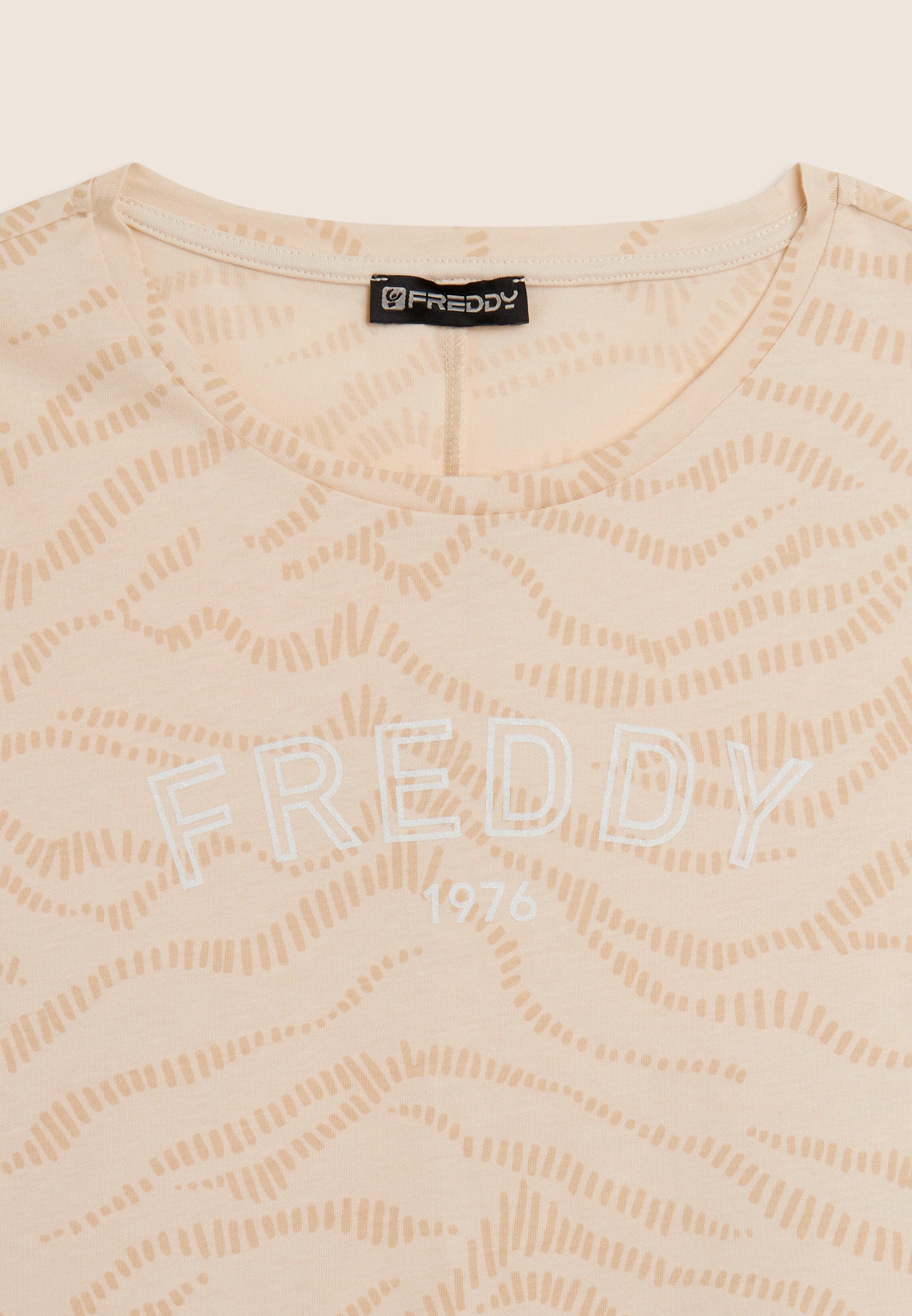 S26WTRT4C_ANI137_-_W_L 7