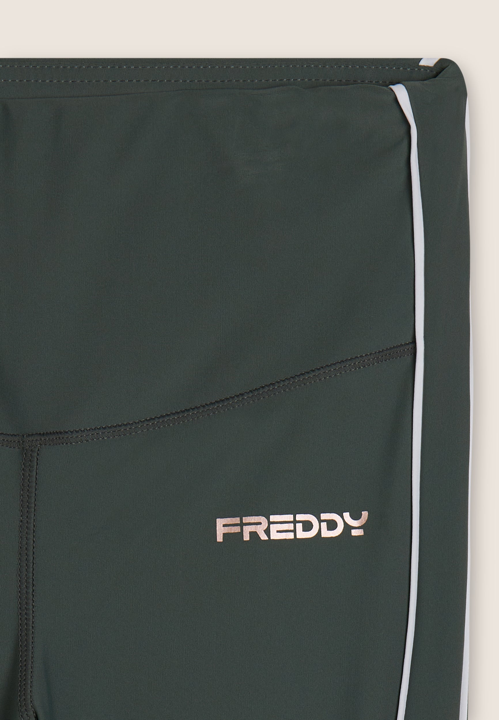 SF5SHF2515_V147_-_W_L 3