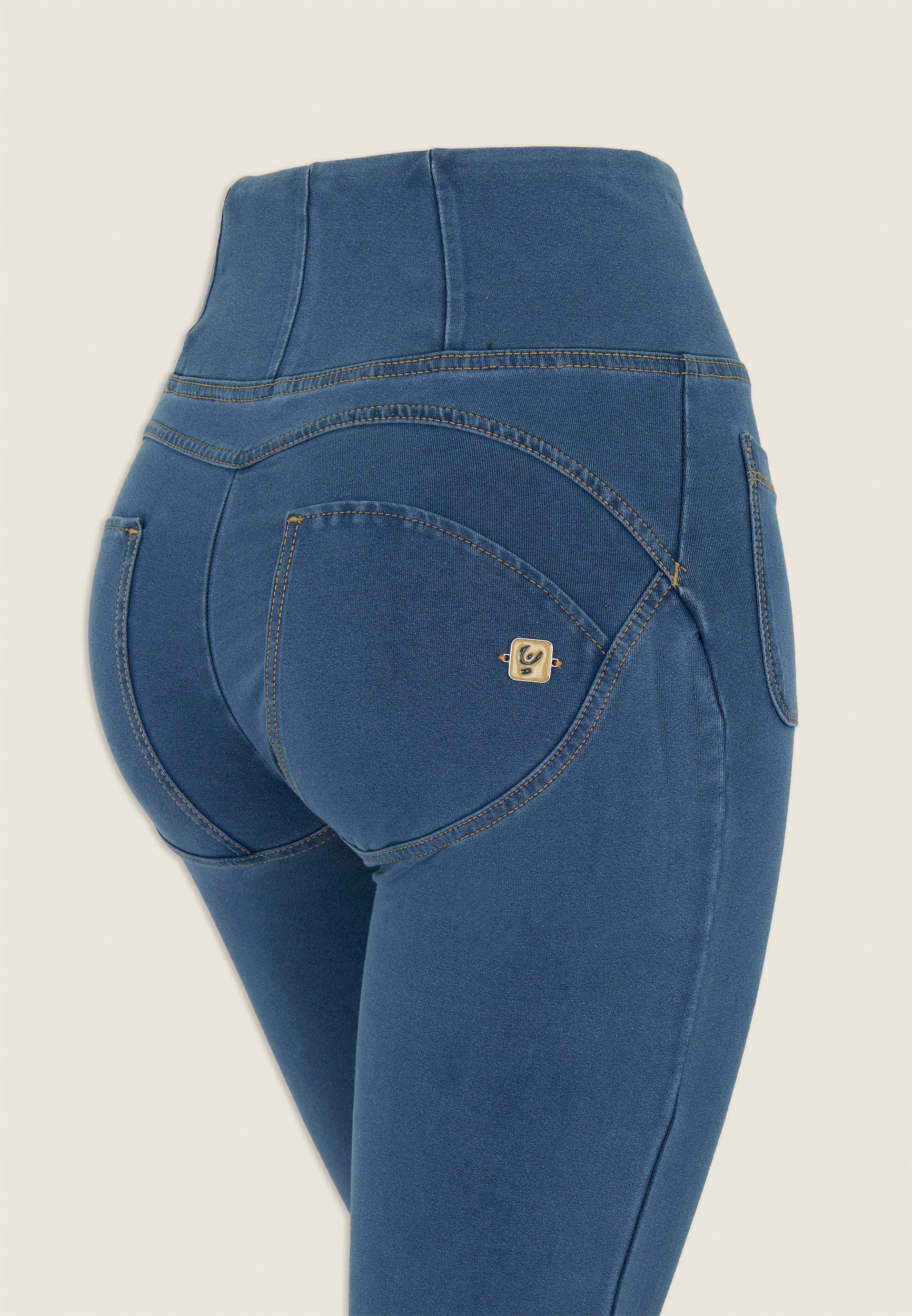 WRUP11HF250_J4Z_-_WWR_XS 3