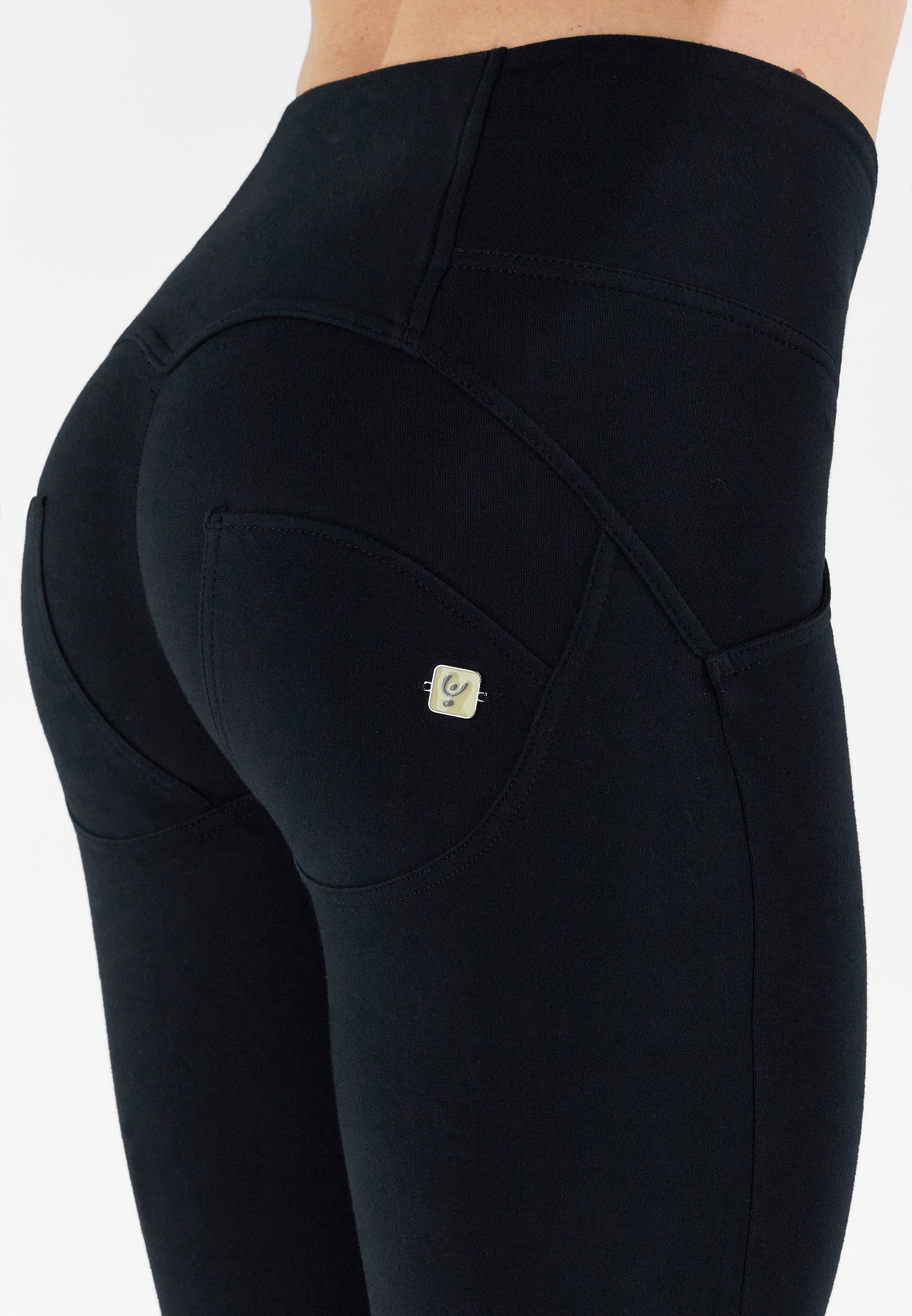 WRUP1BHC001KK_N_-_WWR_L 4