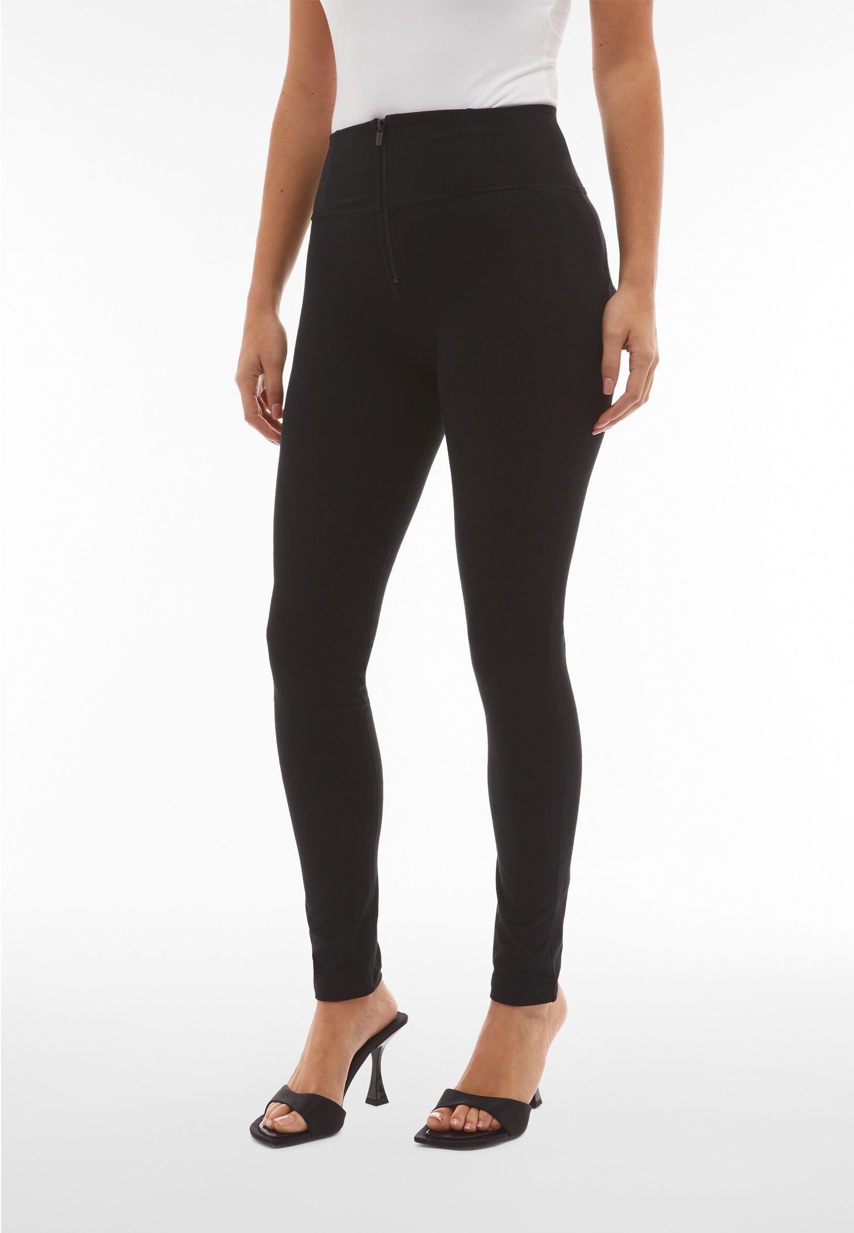 WRUP1HC001ORG_N_-_WWR_XS 2