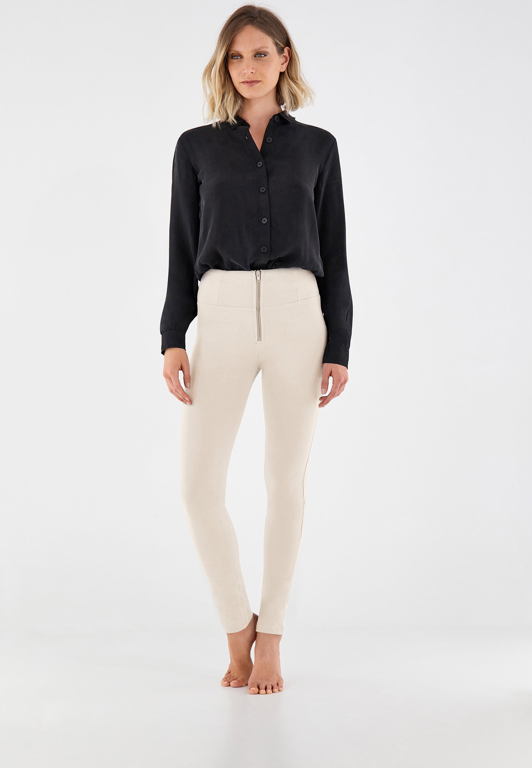 WRUP1HC001ORG_Z64_-_WWR_L 1