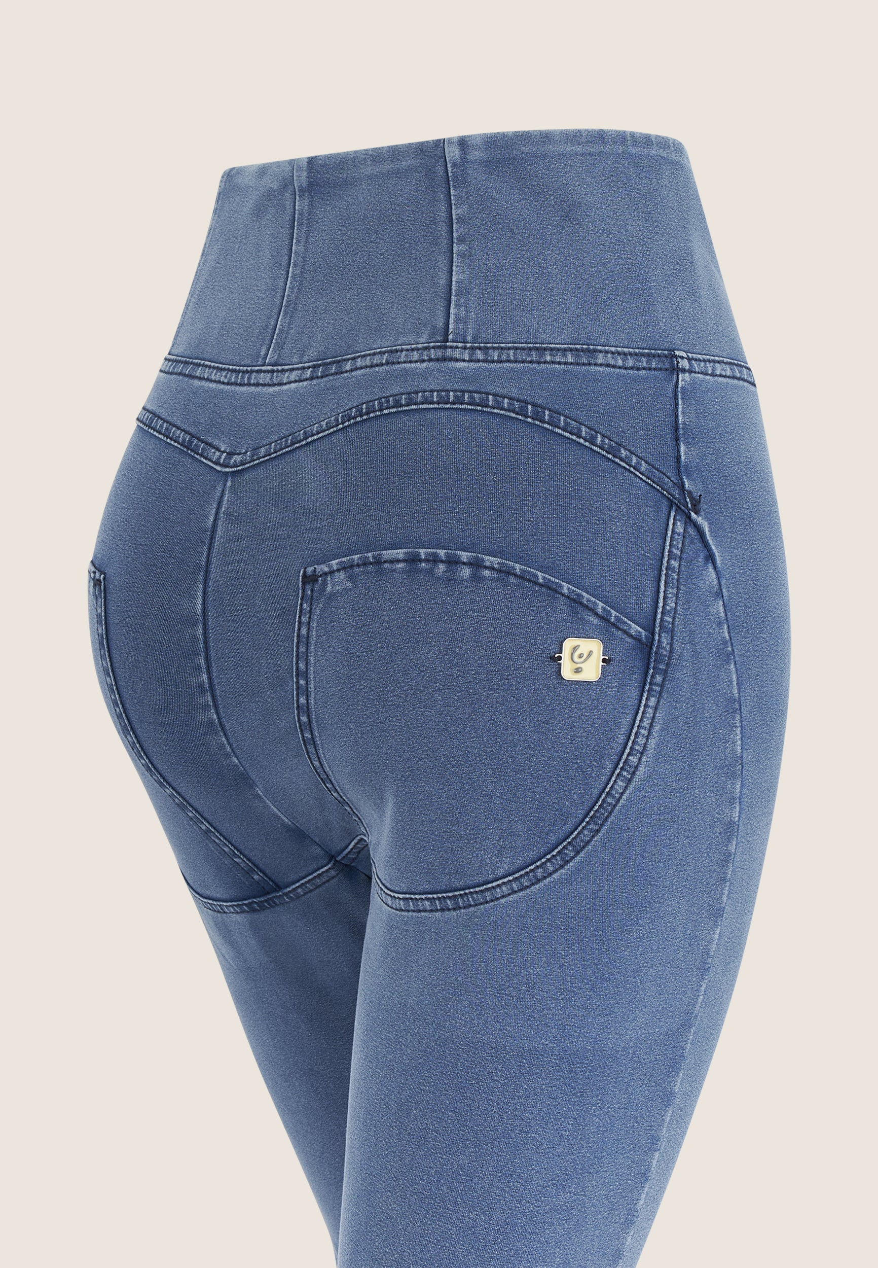 WRUP1HC002NS_J4B_-_WWR_L 3