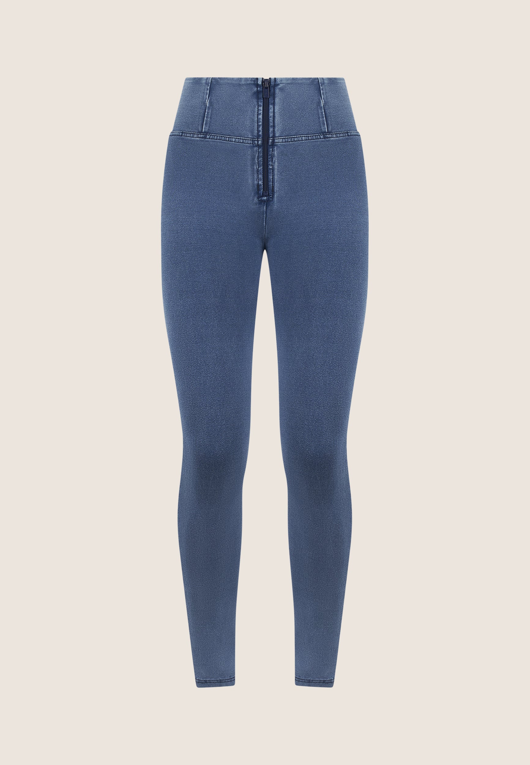 WRUP1HC002ORG_J4B_-_WWR_L 1