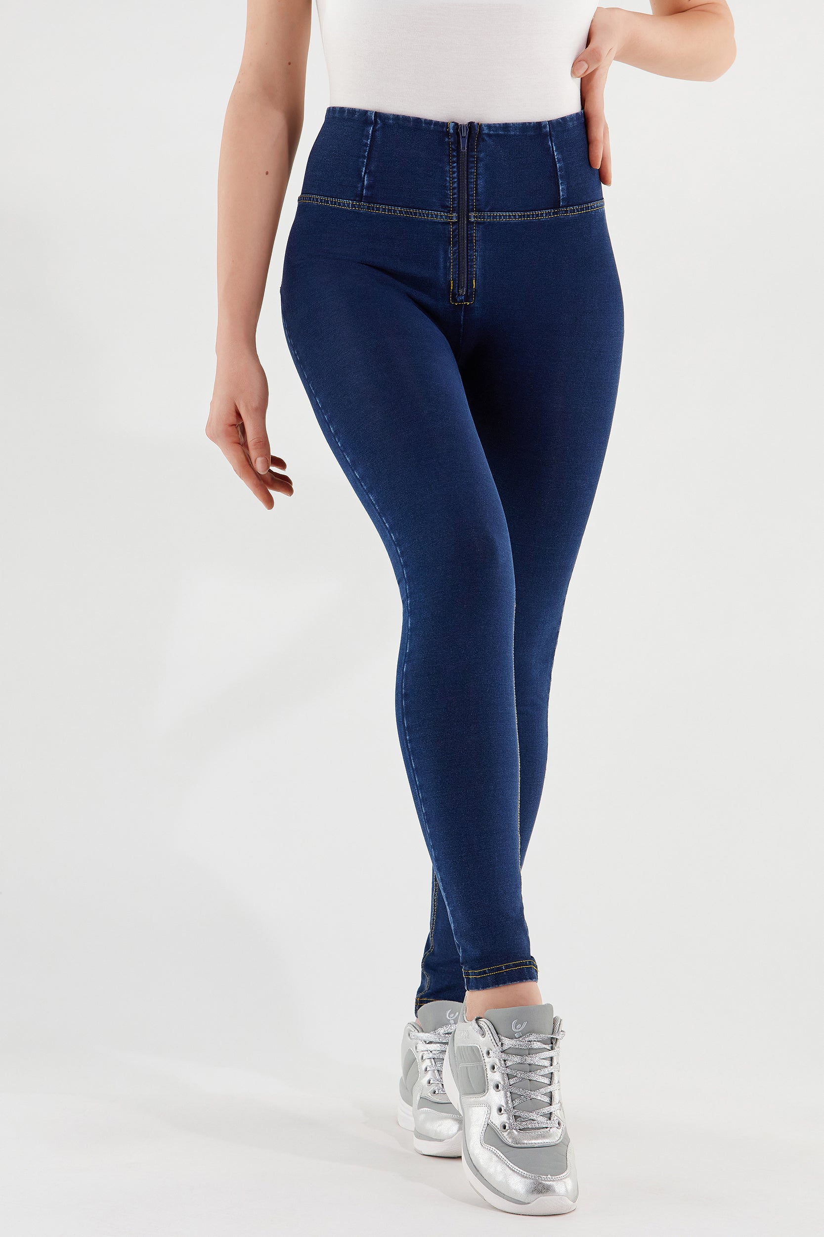 WRUP1HC002_J0_Y_1_XXS 2