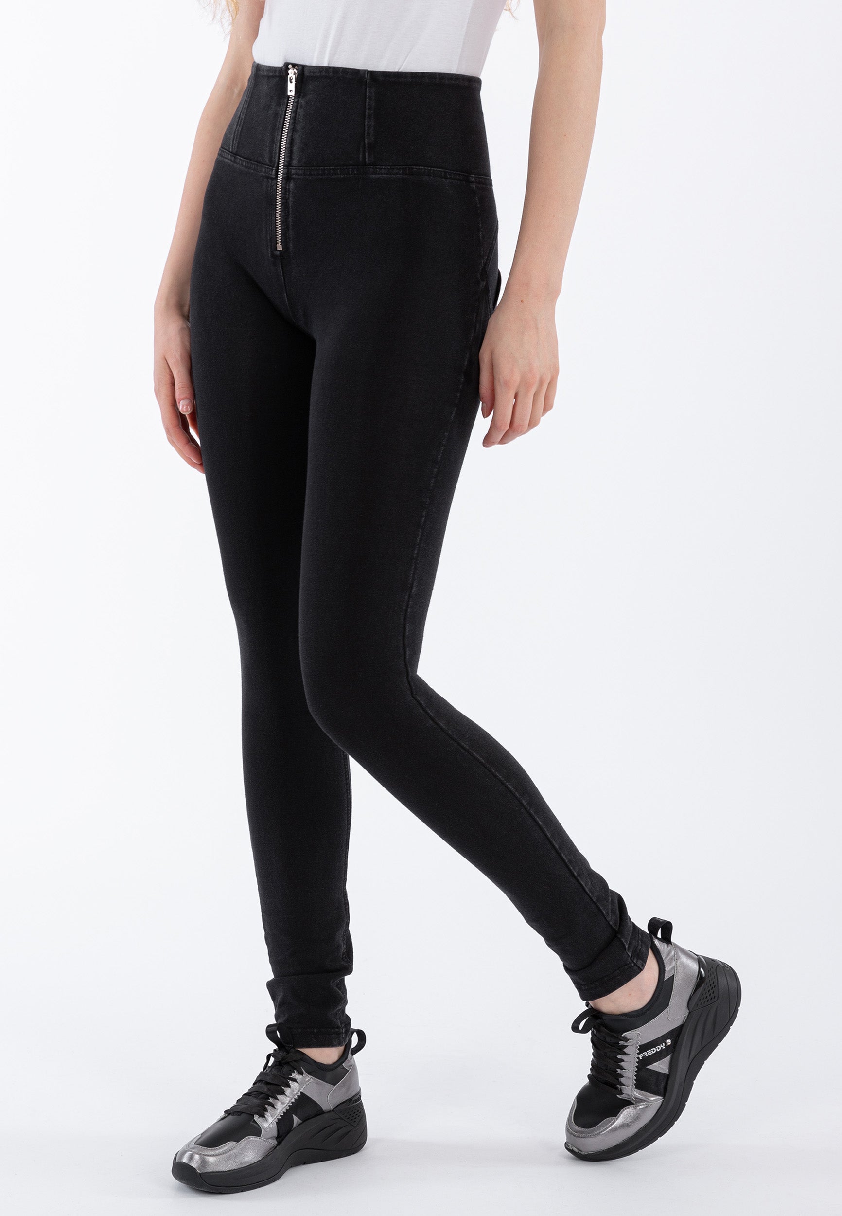 WRUP1HC002_J7_N_1_L 2