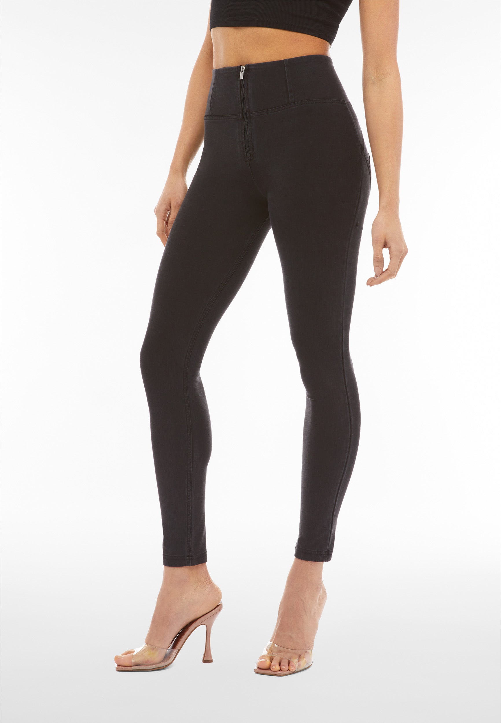 WRUP1HC012_J7N_-_WWR_XXS 2