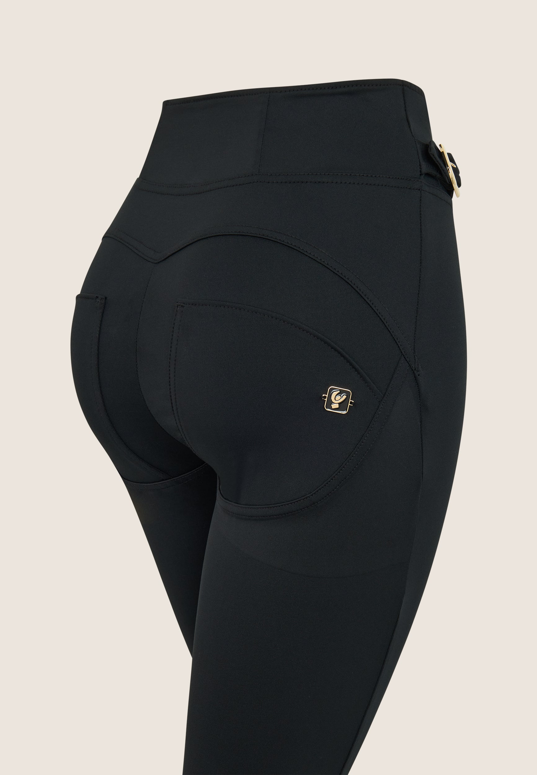 WRUP1HF469_N_-_WWR_S 3