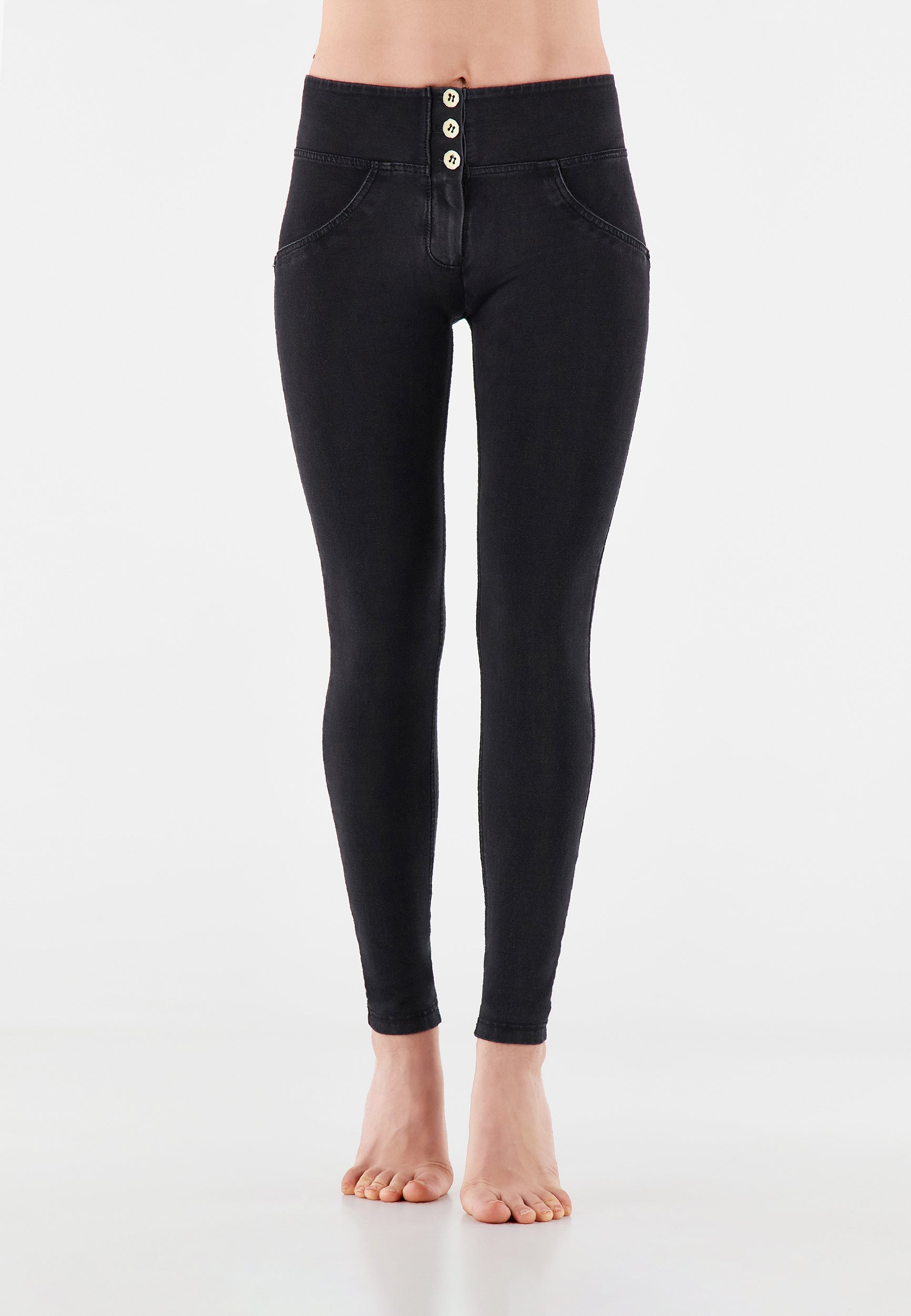 WRUP1MC002ORG_J7N_-_WWR_L 1