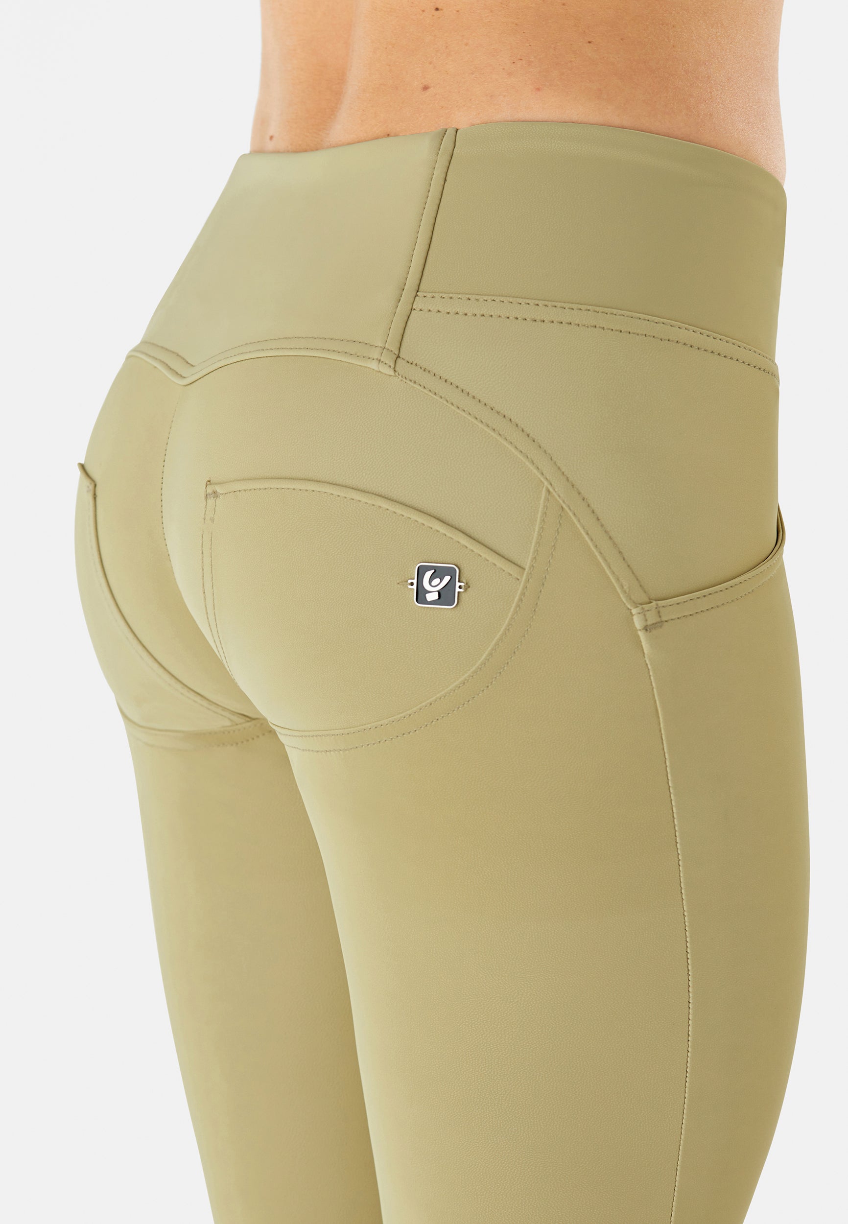 WRUP1MF211_Z109_-_WWR_S 4