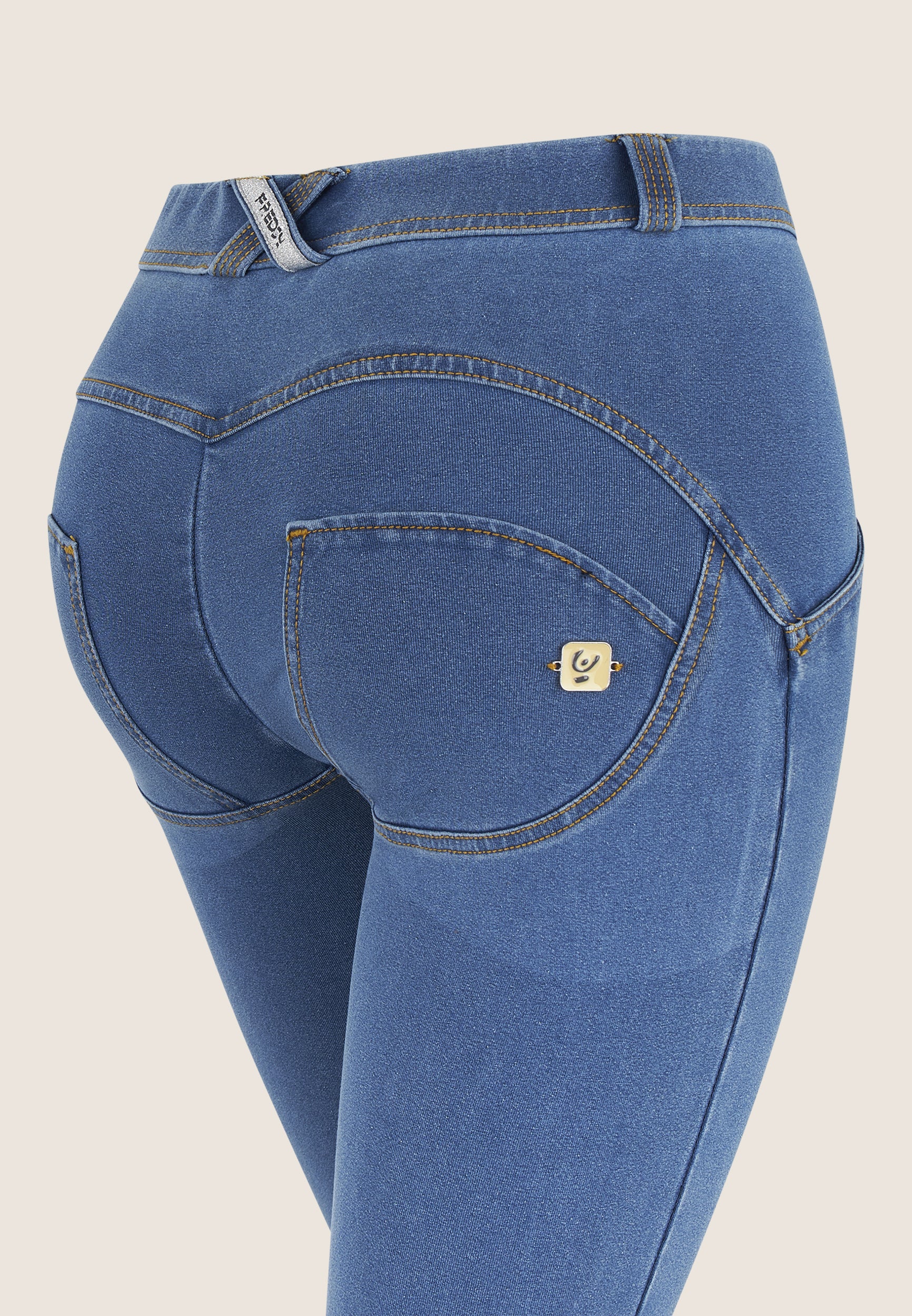 WRUP1RC002ORG_J4Y_-_WWR_L 3