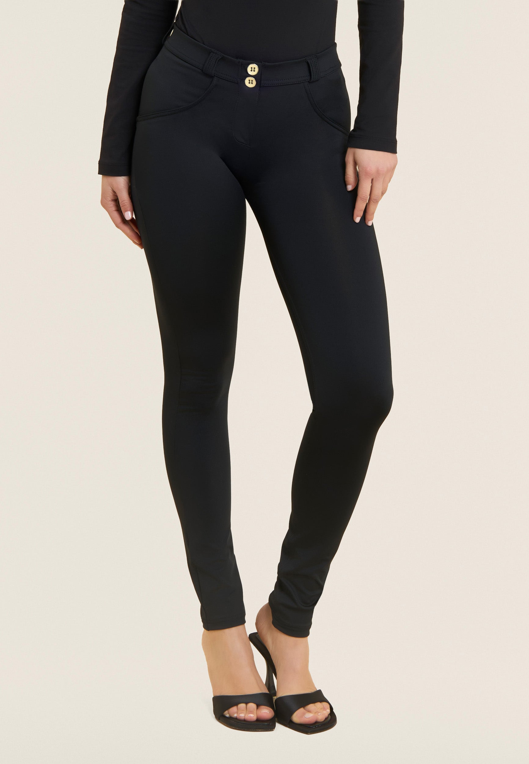 WRUP1RC004REC_N_-_WWR_L 2