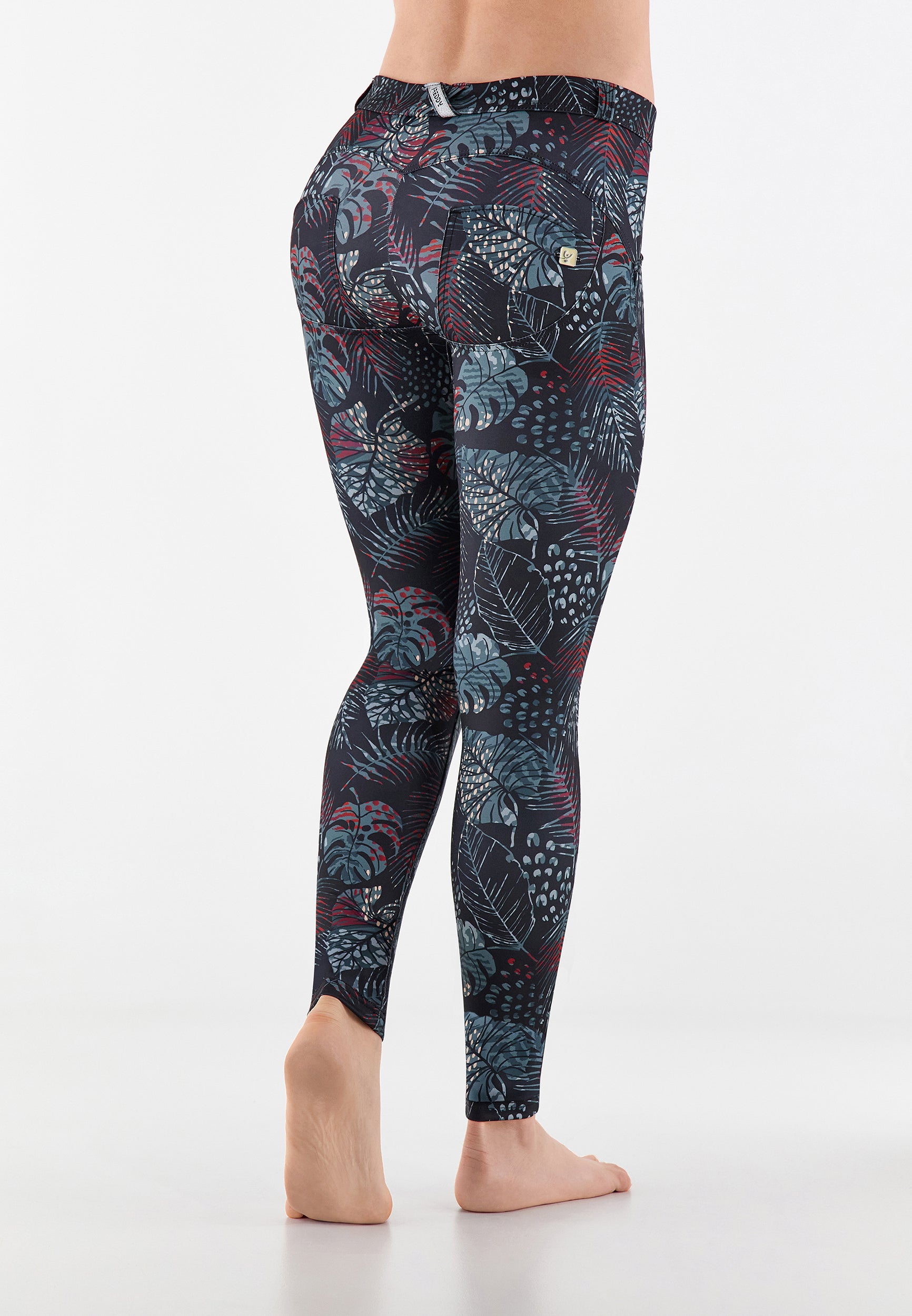 WRUP1RS254_FLO23_-_WWR_L 2