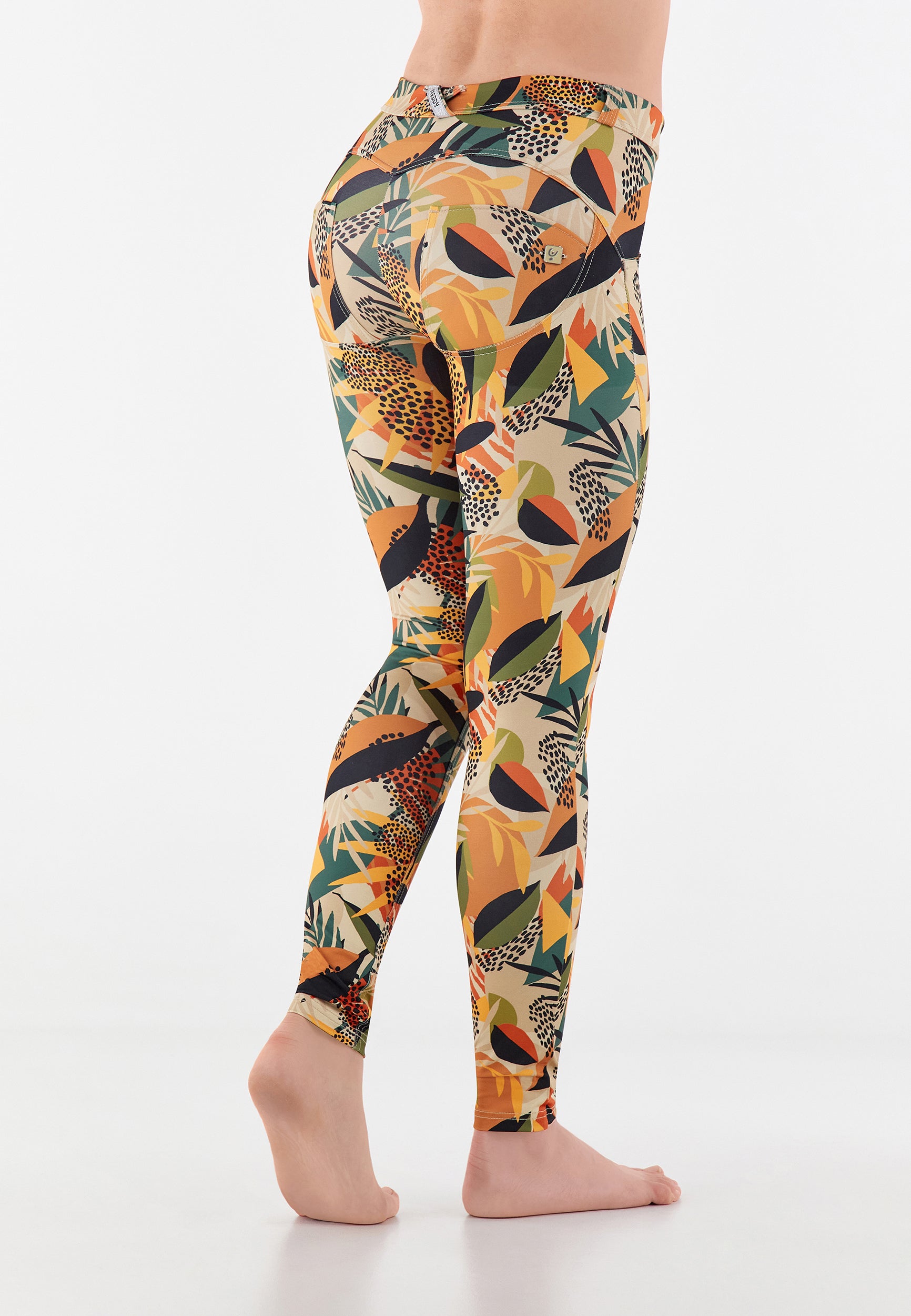 WRUP1RS254_FLO24_-_WWR_L 2