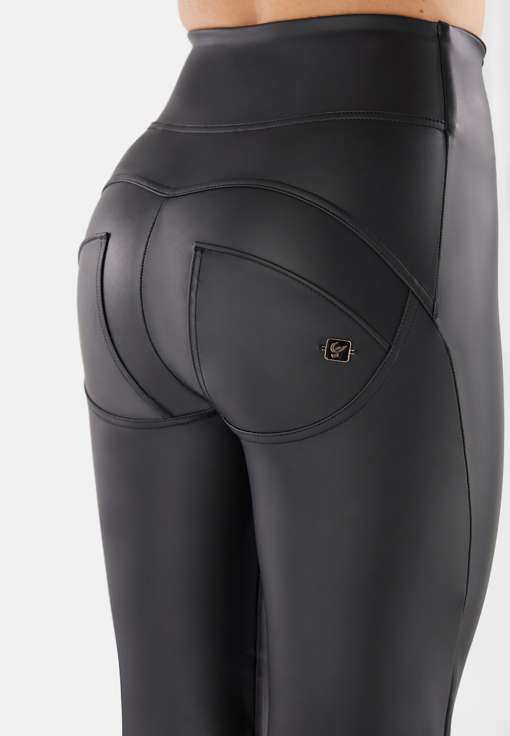 WRUP29SHF307_N_-_WWR_L 3