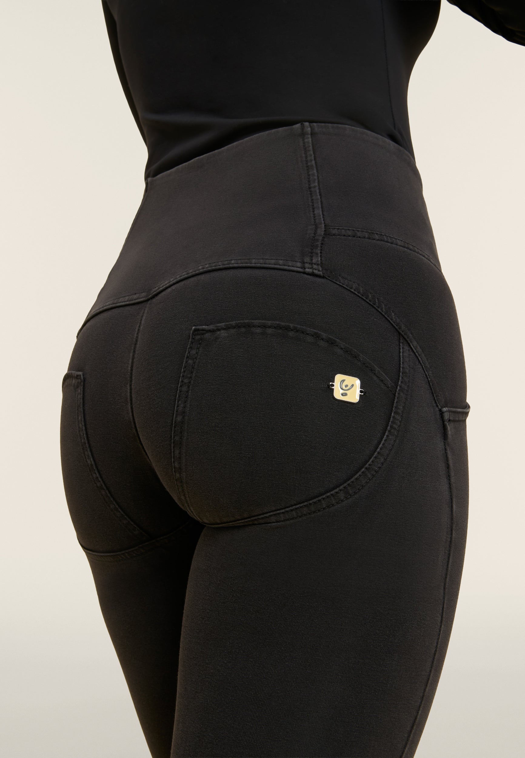 WRUP2BHC002ORG_J7N_-_WWR_L 5